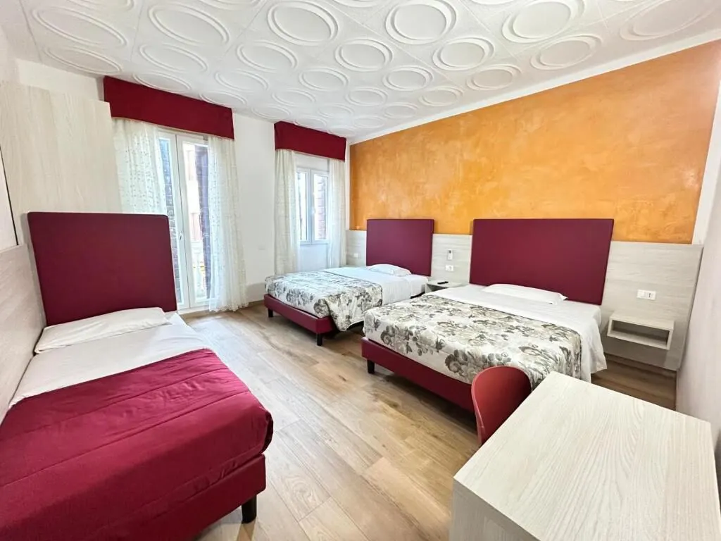 Venice Vacation Hotel - rooms
