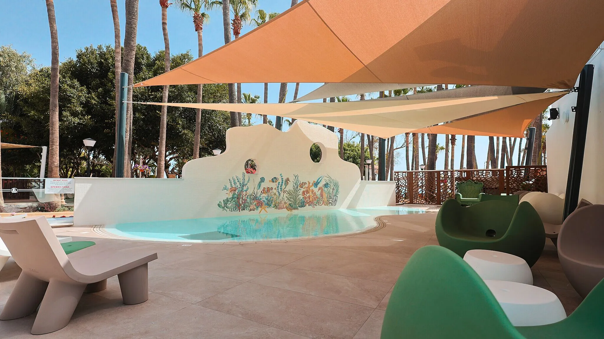 Cavo Maris Beach - pool