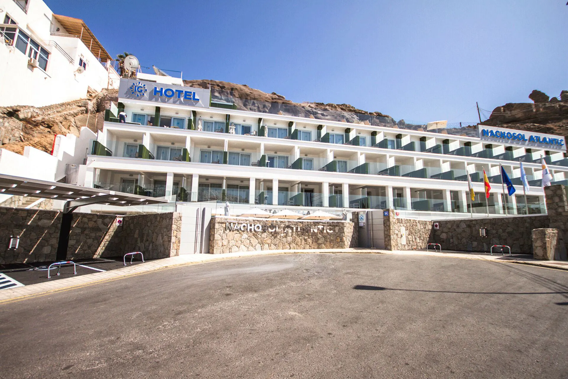 IG Nachosol Atlantic & Yaizasol by Servatur  - Adults Only 18+ - exterior
