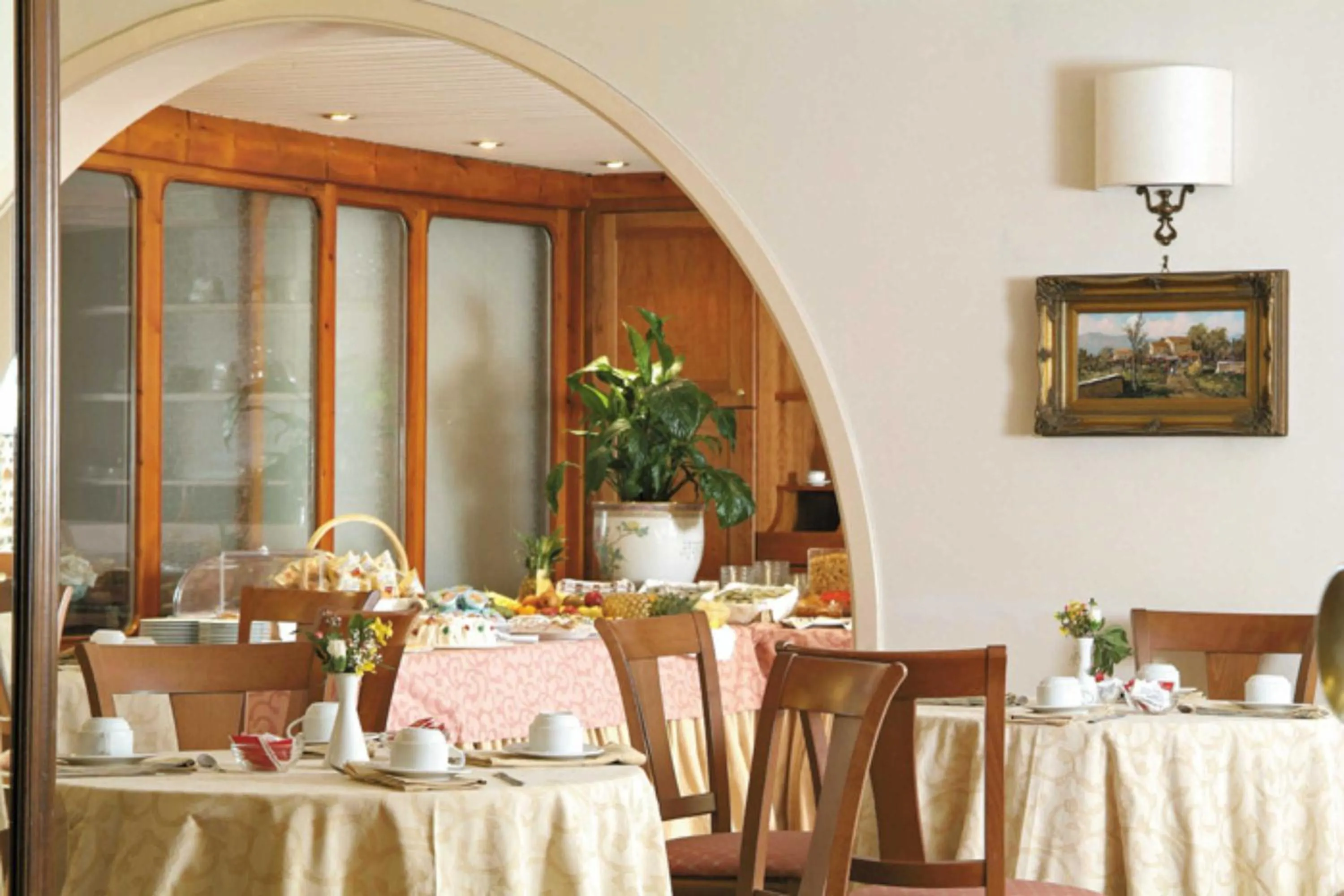 American Hotel - foodAndBeverage
