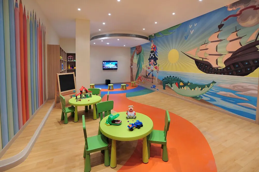 Alexander The Great Beach Hotel - family