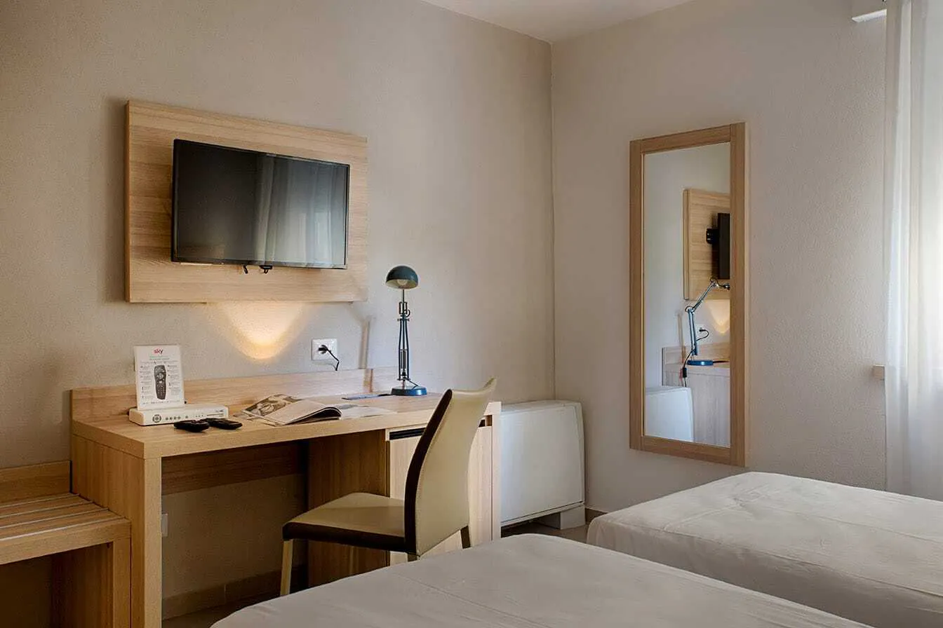 American Hotel - rooms