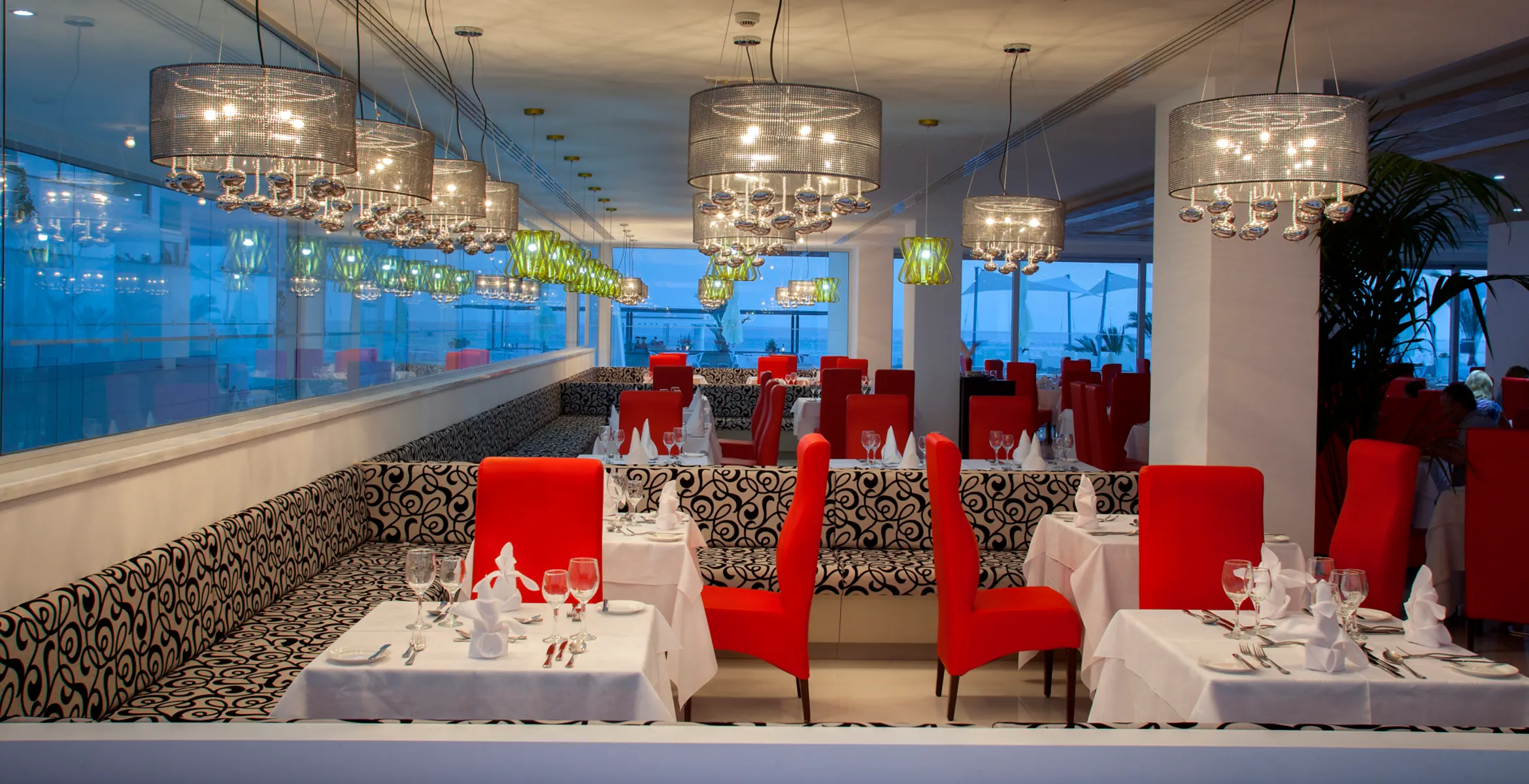 King Evelthon Beach Hotel and Resort - foodAndBeverage