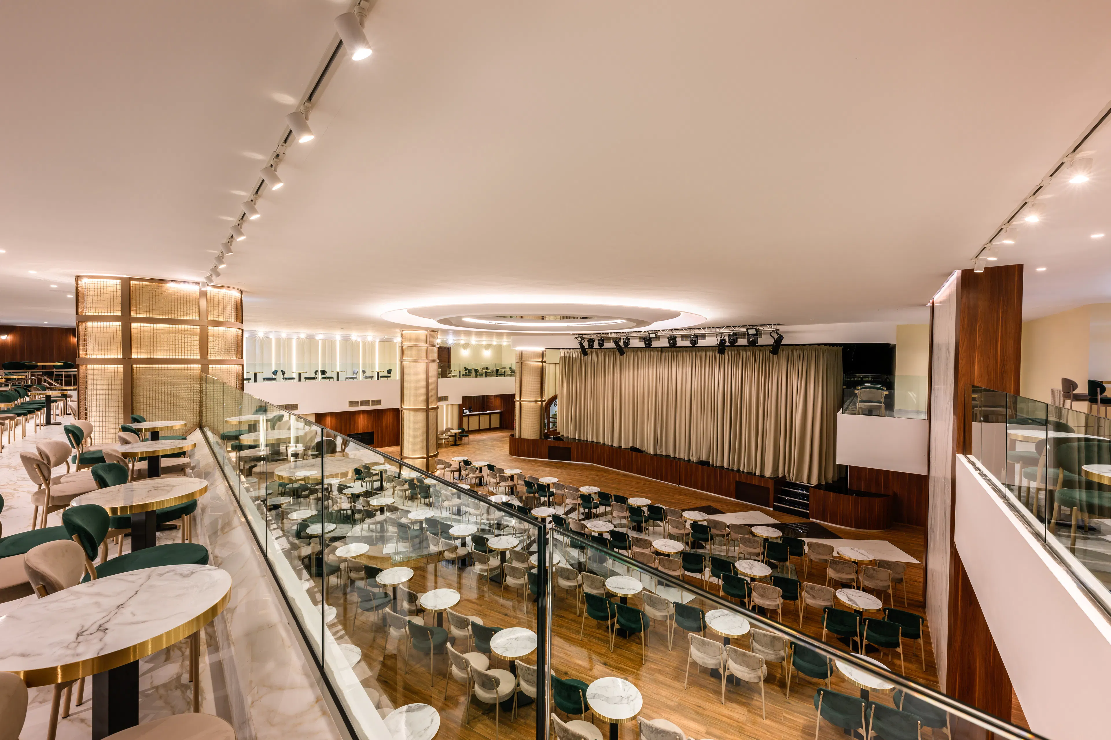 Qawra Palace Resort & SPA - foodAndBeverage