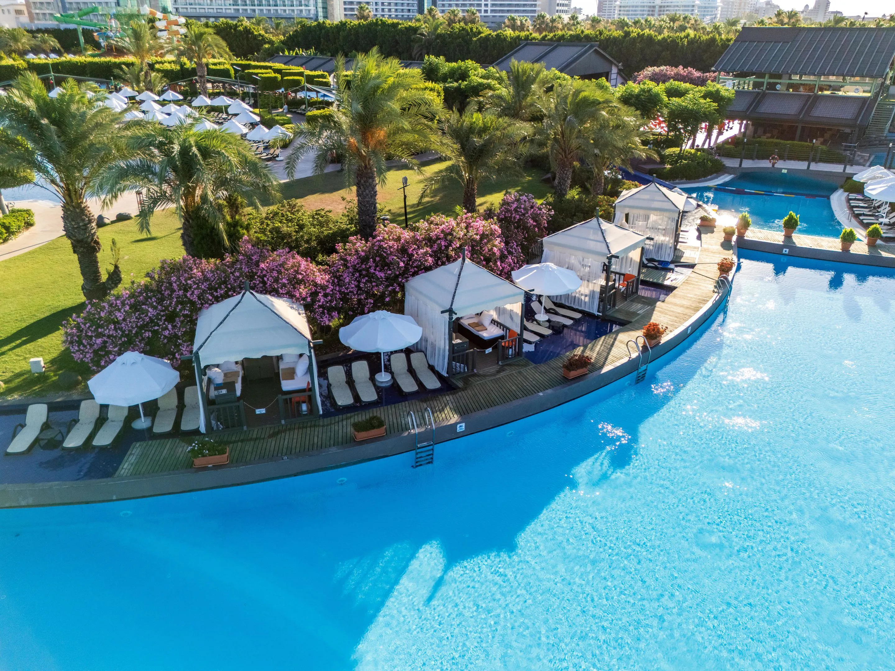 Limak Lara Deluxe Hotel & Resort - pool