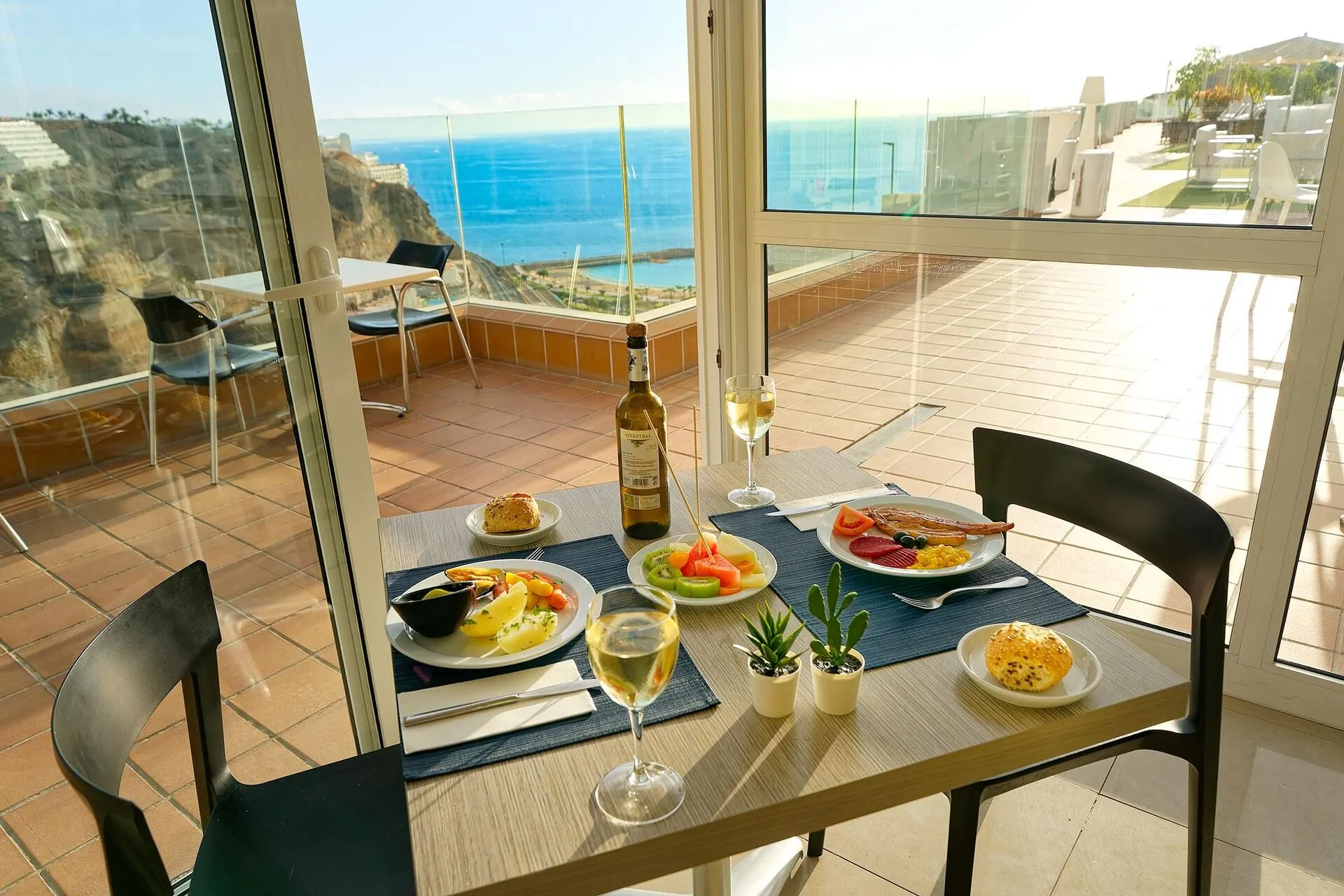 Servatur Altamadores Hotel - foodAndBeverage