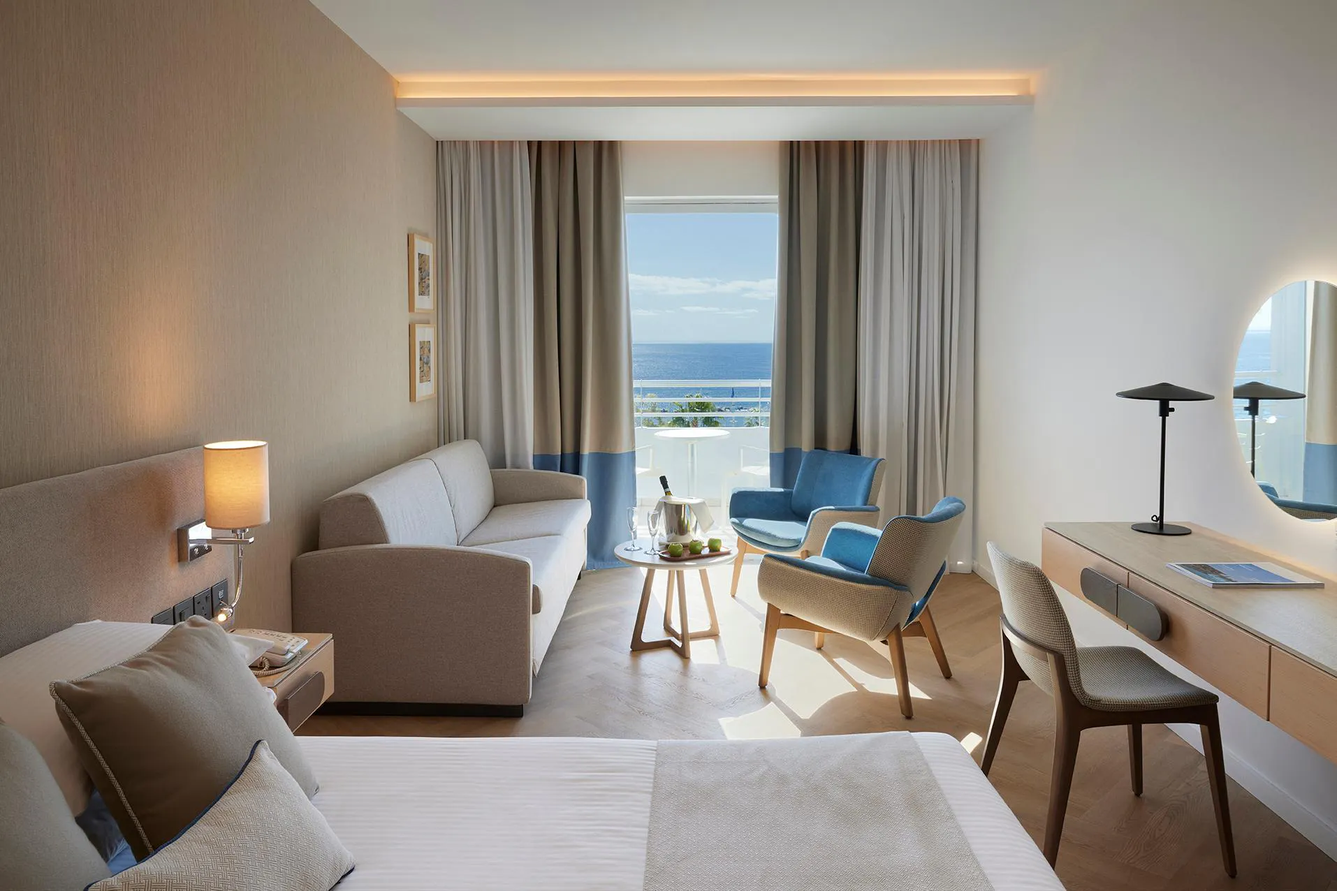 Hotel Mediterranean Beach - rooms