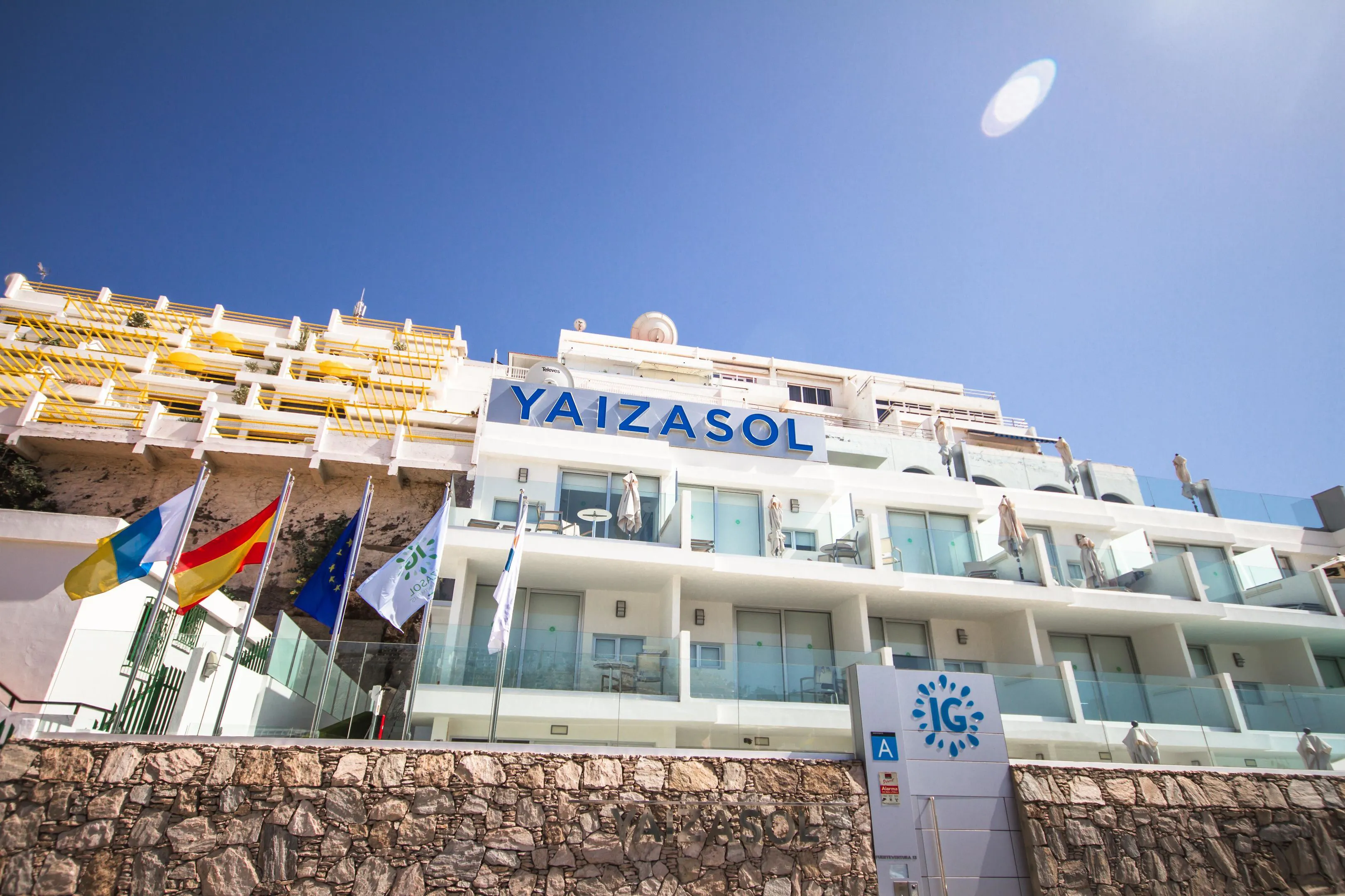 IG Nachosol Atlantic & Yaizasol by Servatur  - Adults Only 18+ - exterior