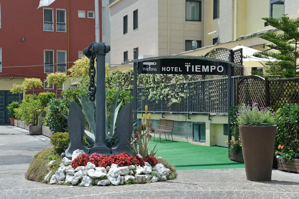 Hotel Tiempo - location