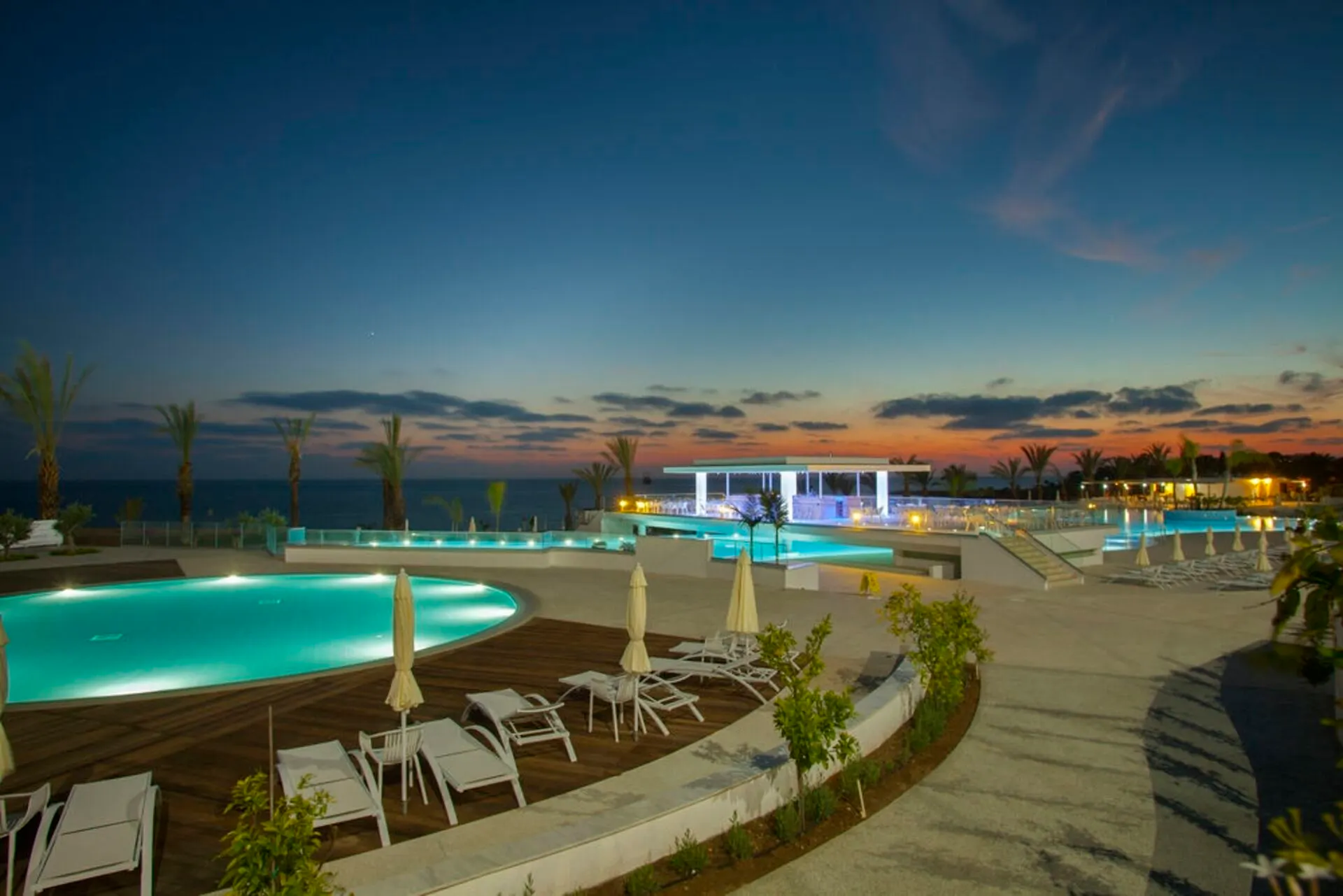King Evelthon Beach Hotel and Resort - pool