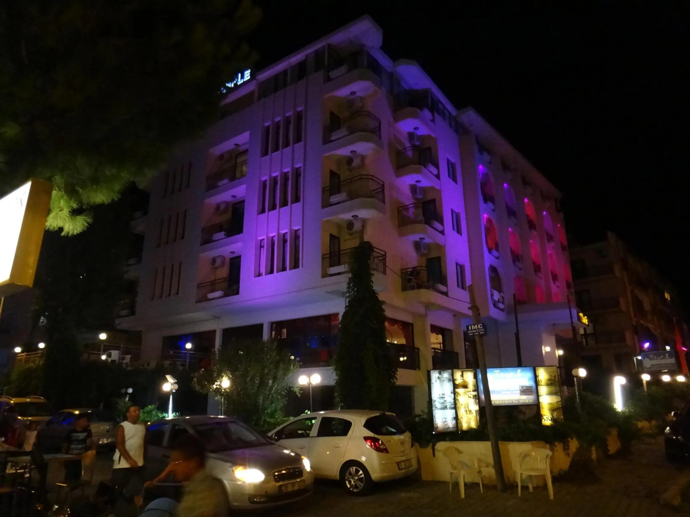 Temple Hotel - exterior