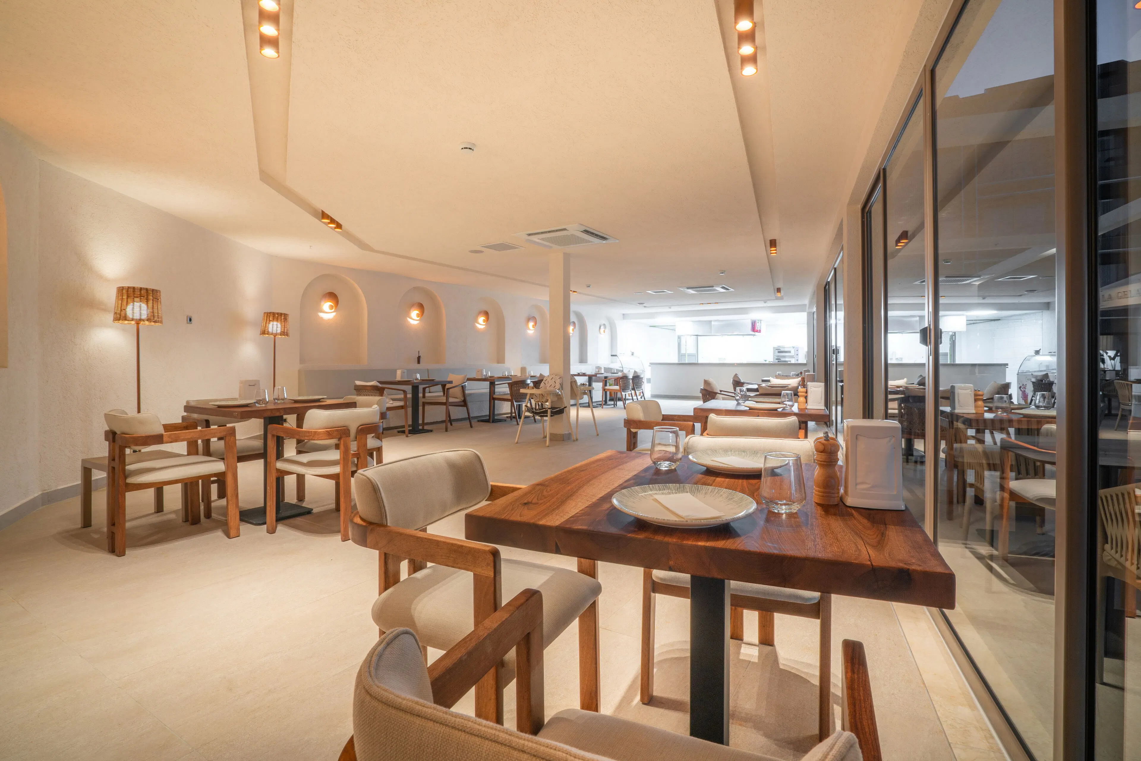 Prive Suite Side & Spa Hotel - foodAndBeverage