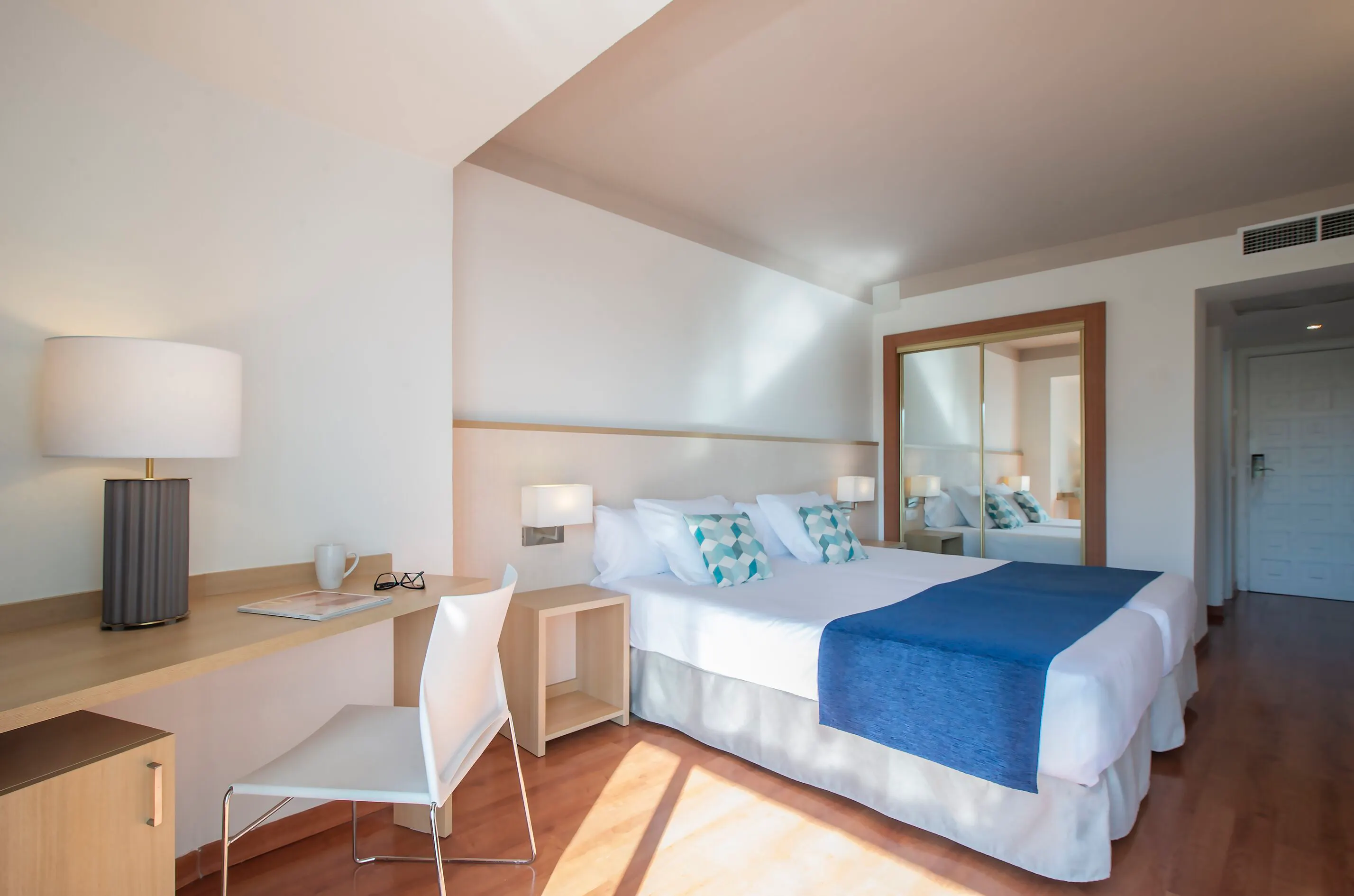 Hotel Costa Malaga by Pierre Vacances - rooms