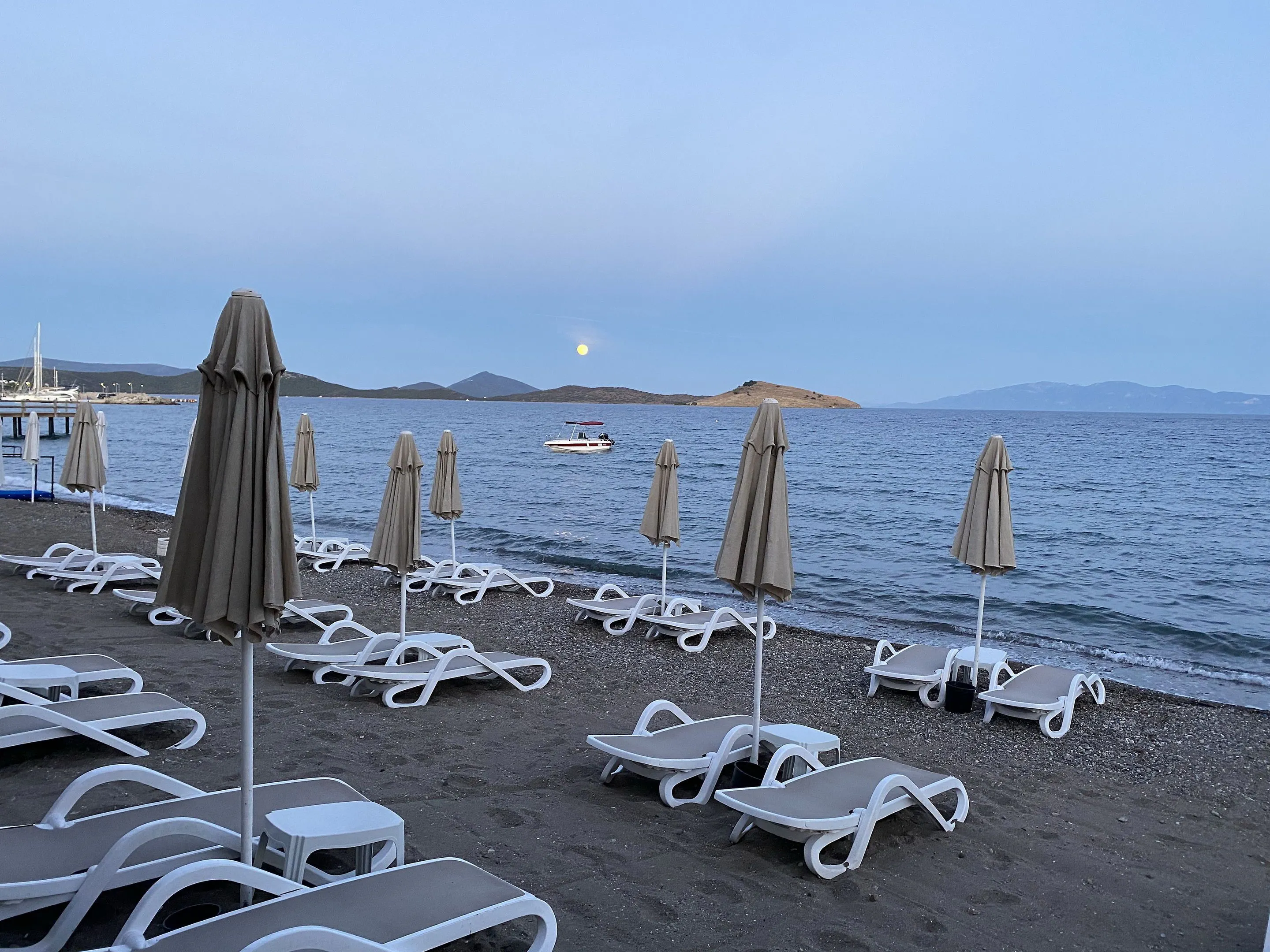 Zest Exclusive Hotel & Spa - beach