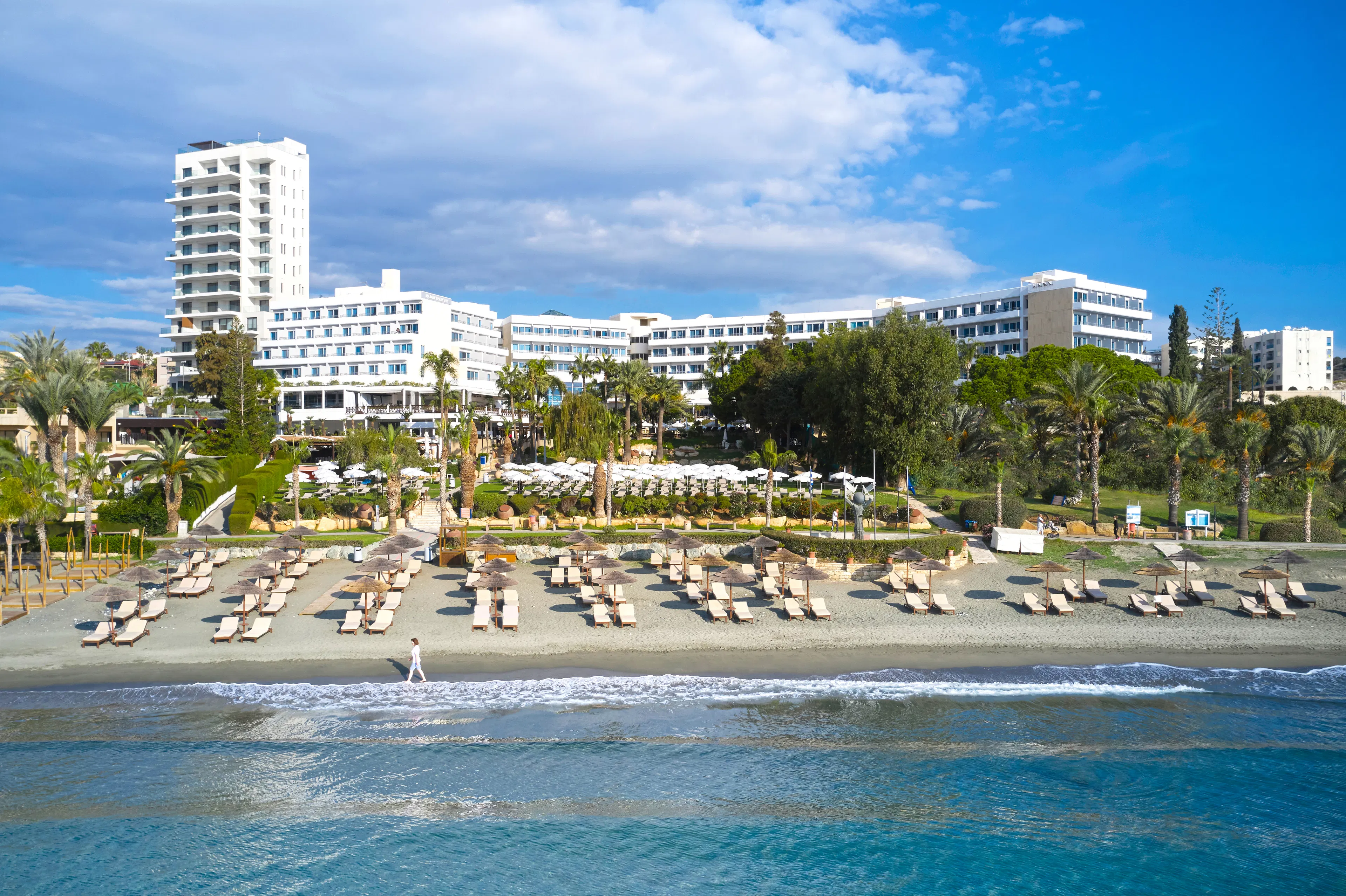 Hotel Mediterranean Beach - exterior