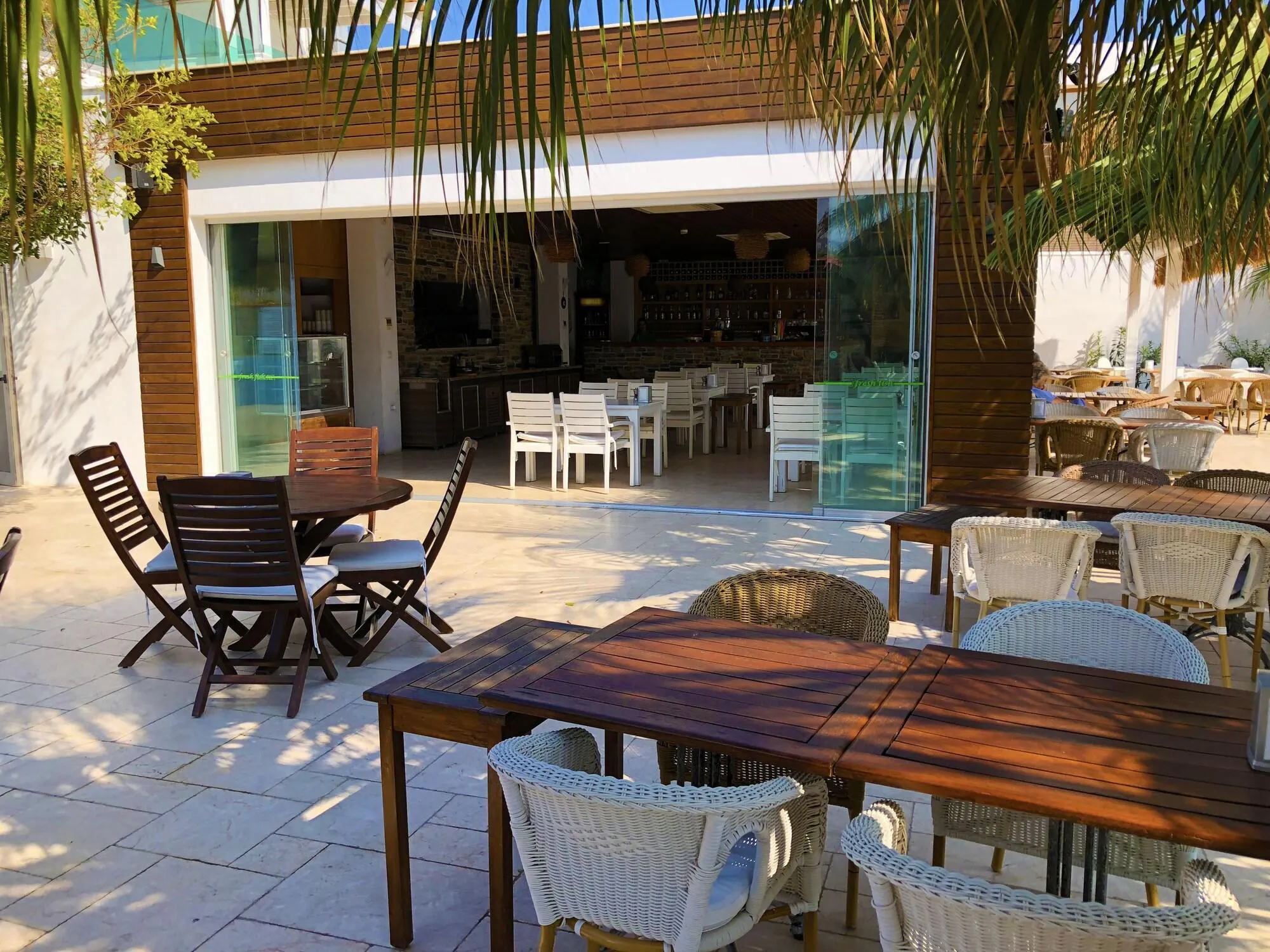 Zest Exclusive Hotel & Spa - foodAndBeverage