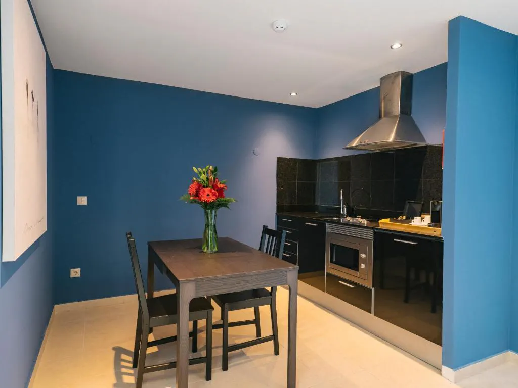 Topazio Vibe Beach Hotel & Apartments - ADULT FRIENDLY - foodAndBeverage