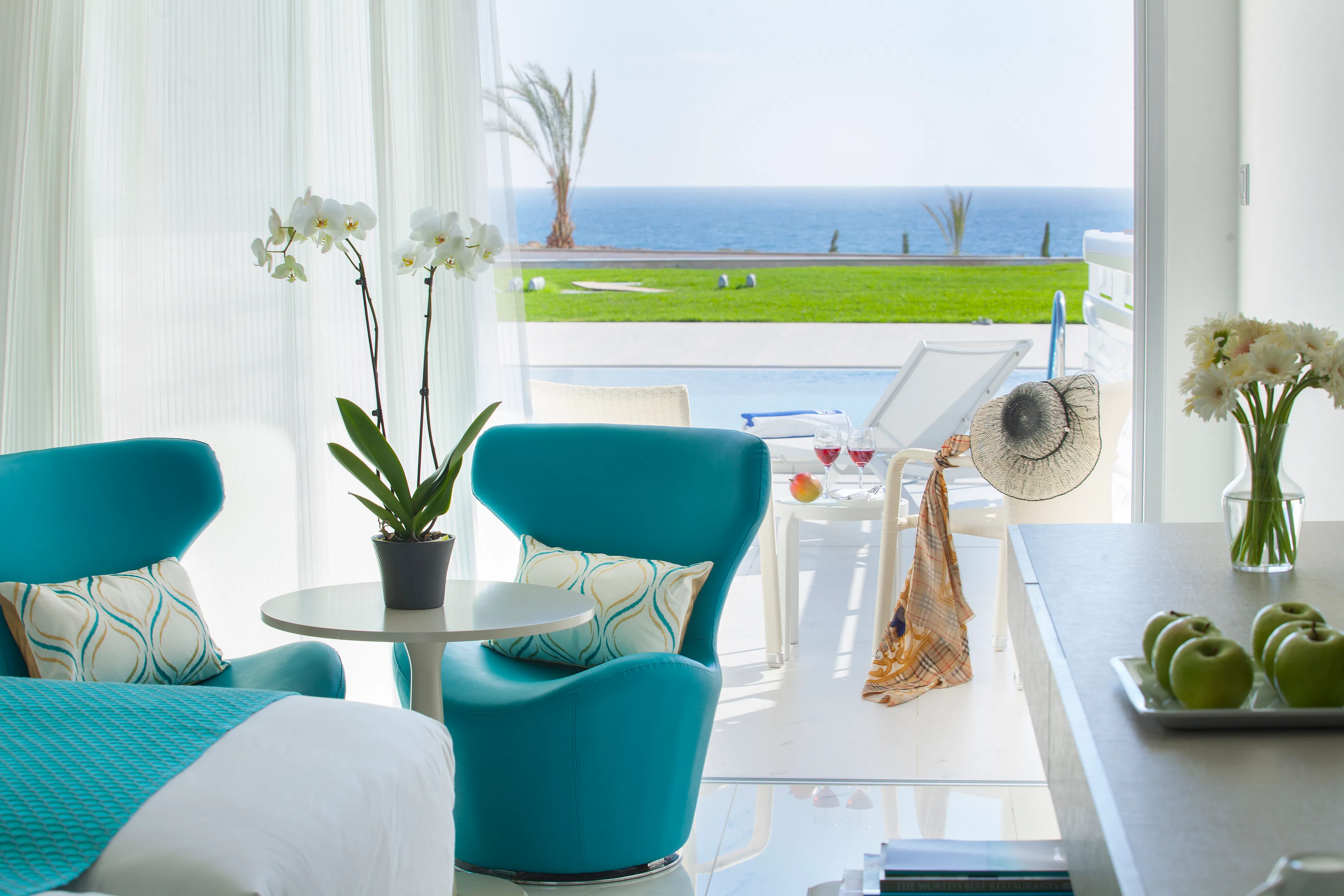 King Evelthon Beach Hotel and Resort - rooms