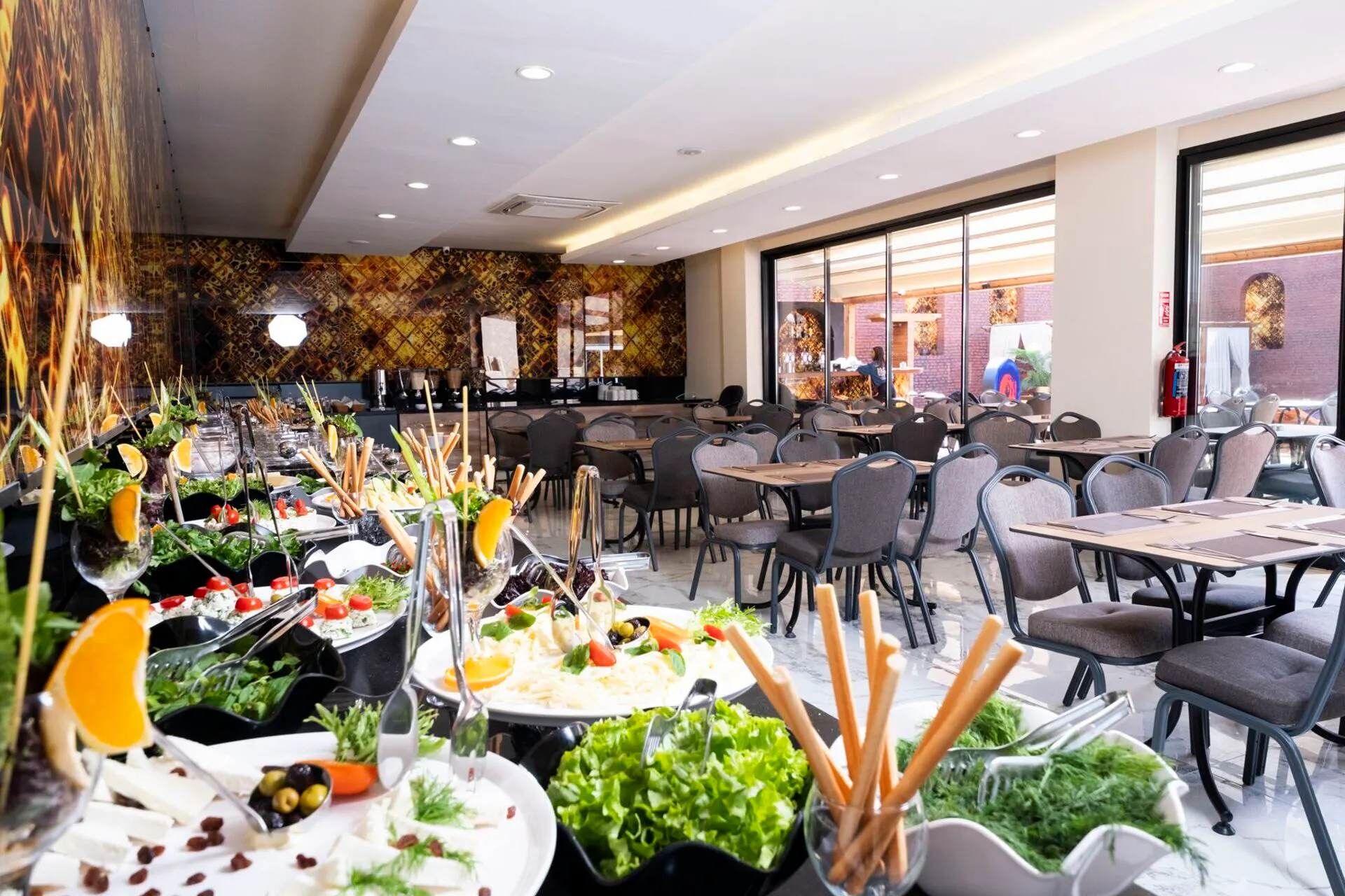 Duqqan Deluxe Hotel - foodAndBeverage