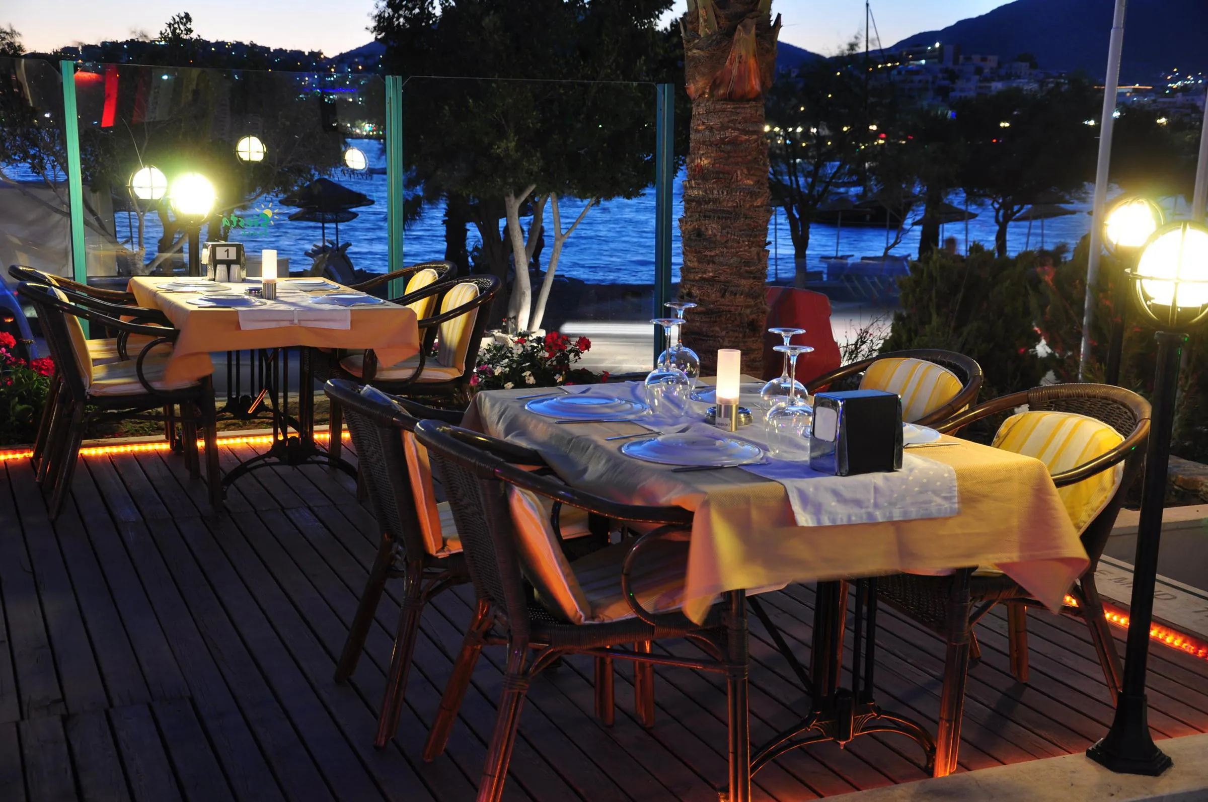 Siesta Beach Apartments - foodAndBeverage