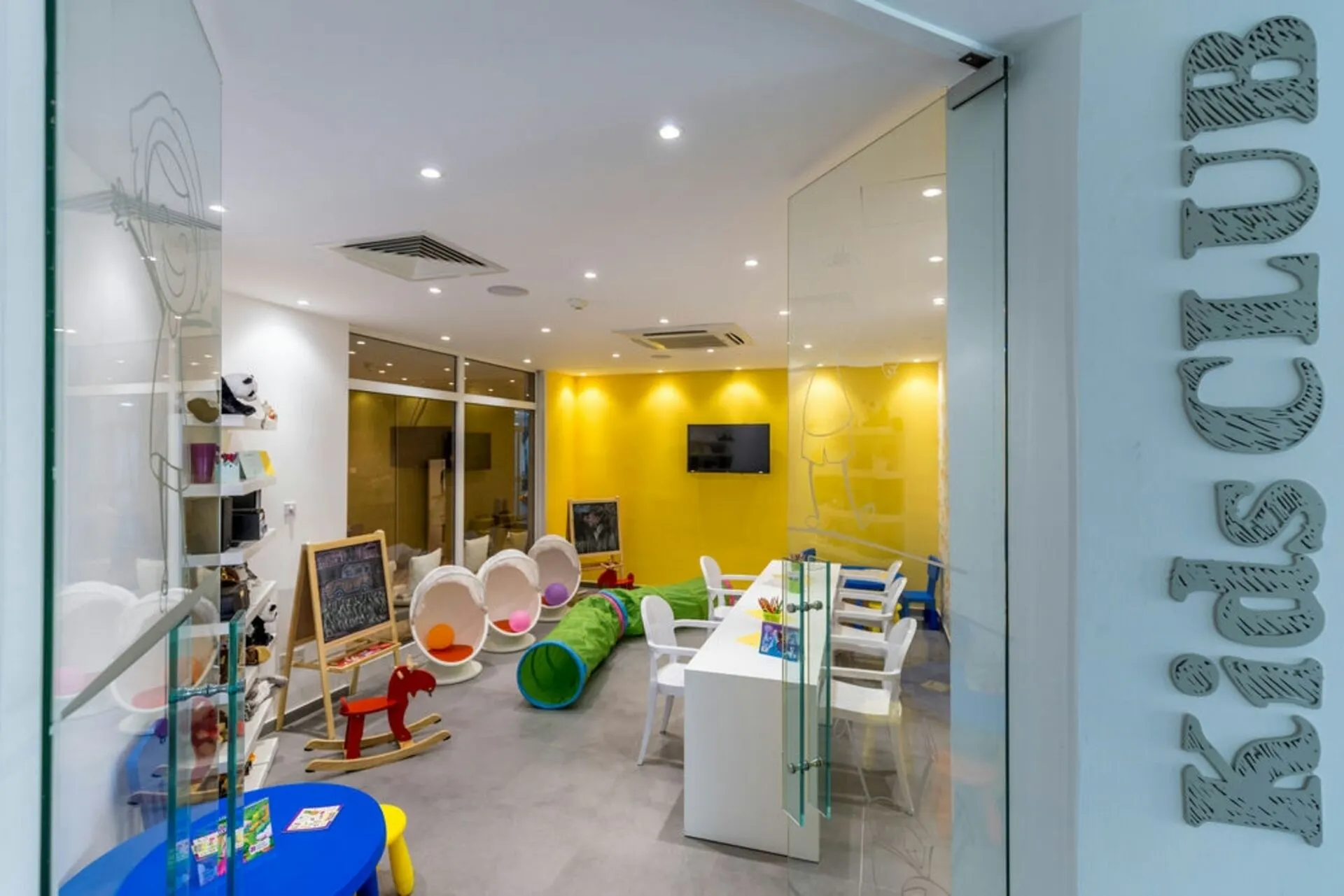 Margadina Lounge Hotel - family