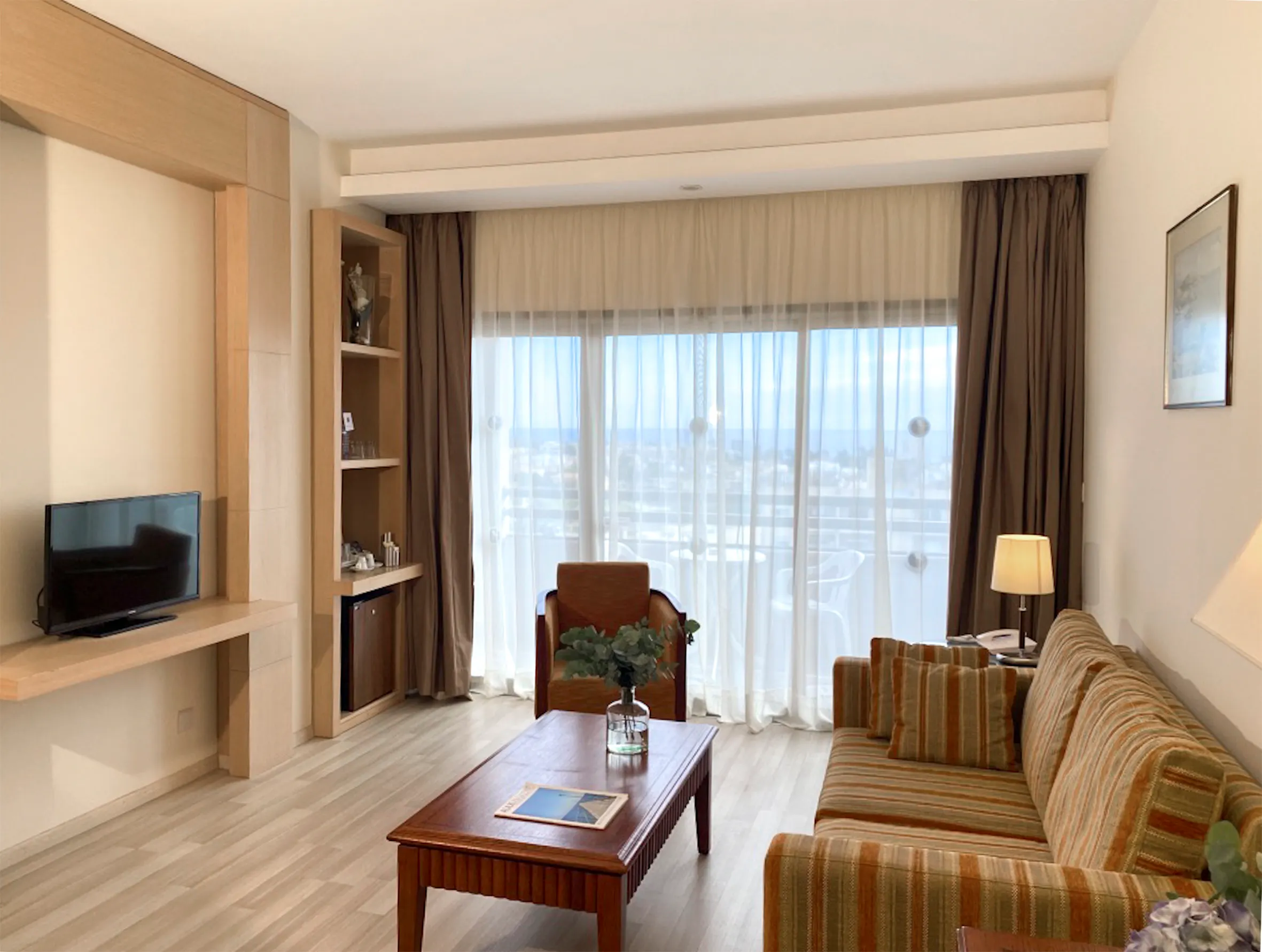 Ajax Hotel - rooms