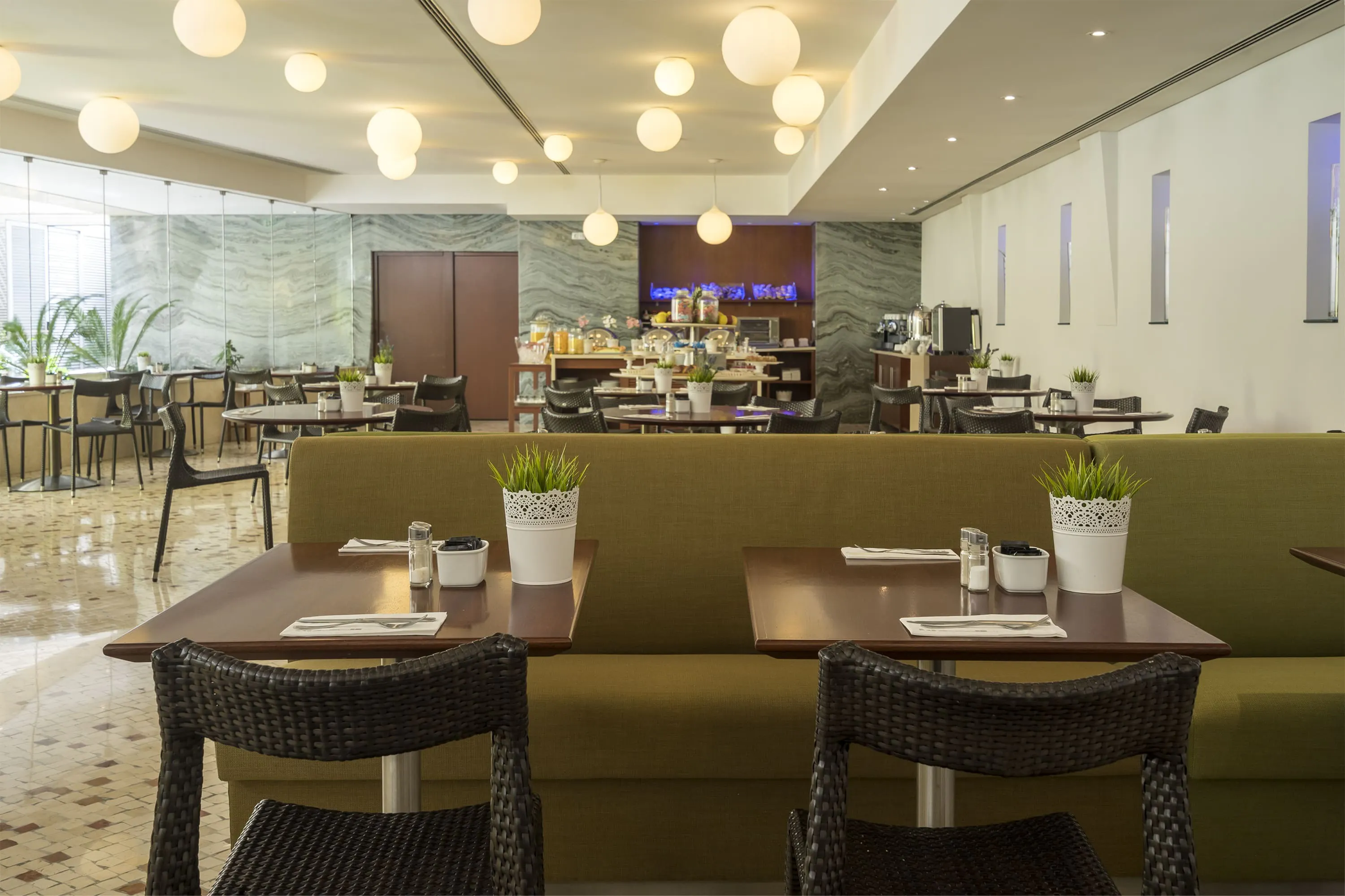HF Fénix Garden - foodAndBeverage
