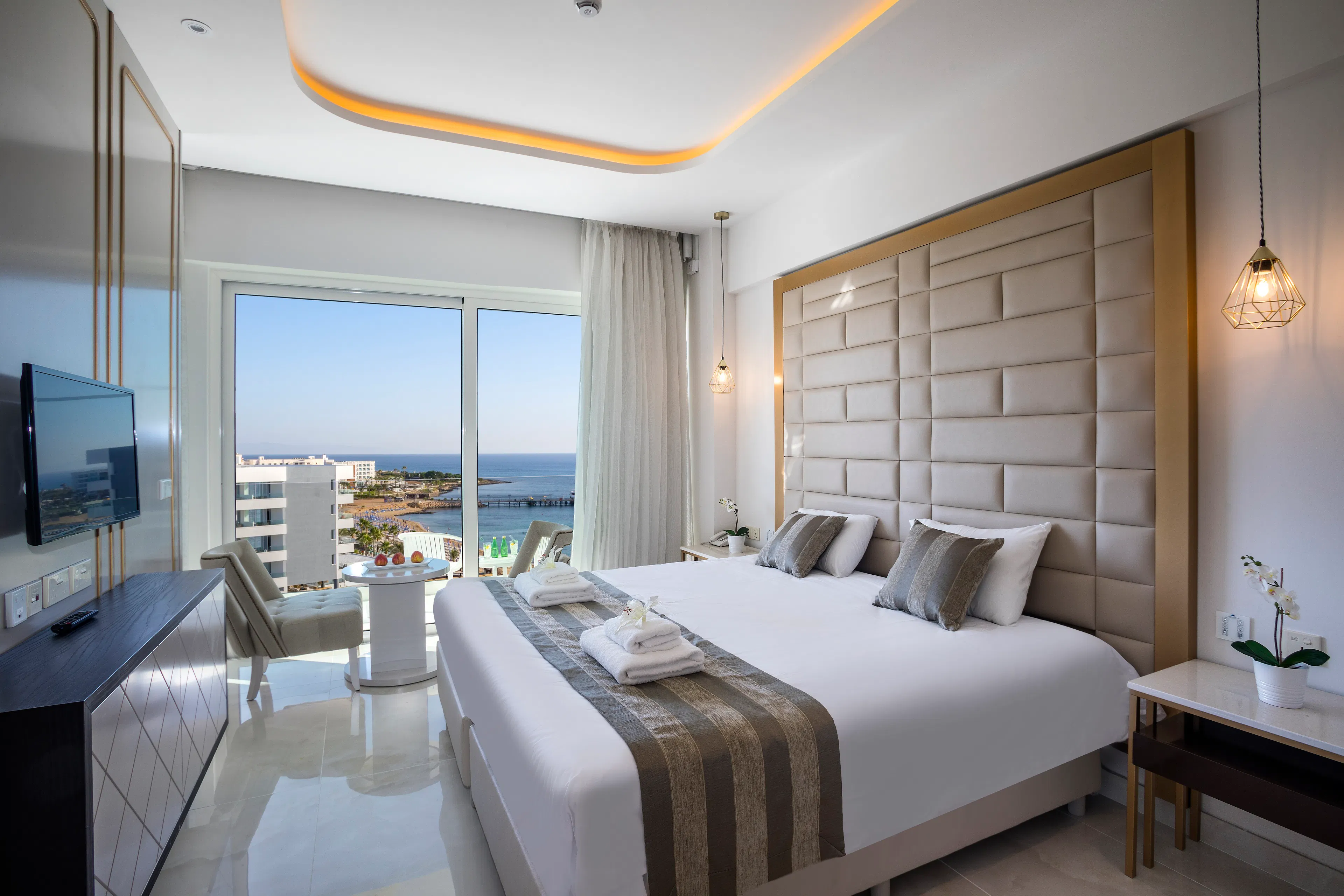 Constantinos The Great Beach Hotel - rooms