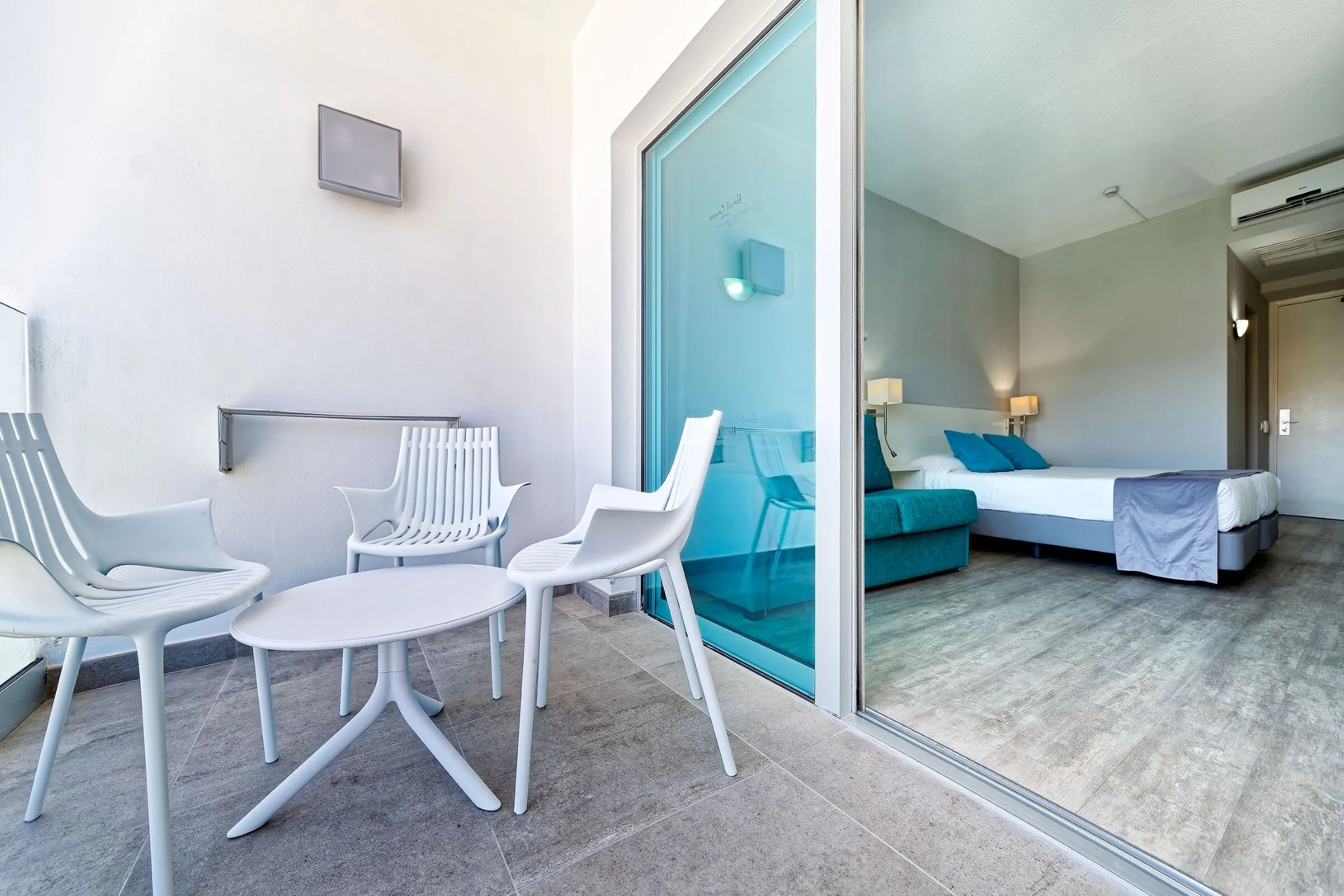 Hotel Caserio - rooms