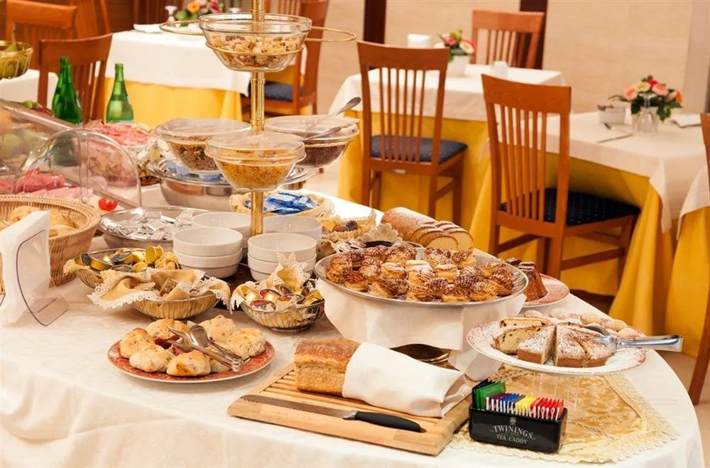 Hotel Tiempo - foodAndBeverage