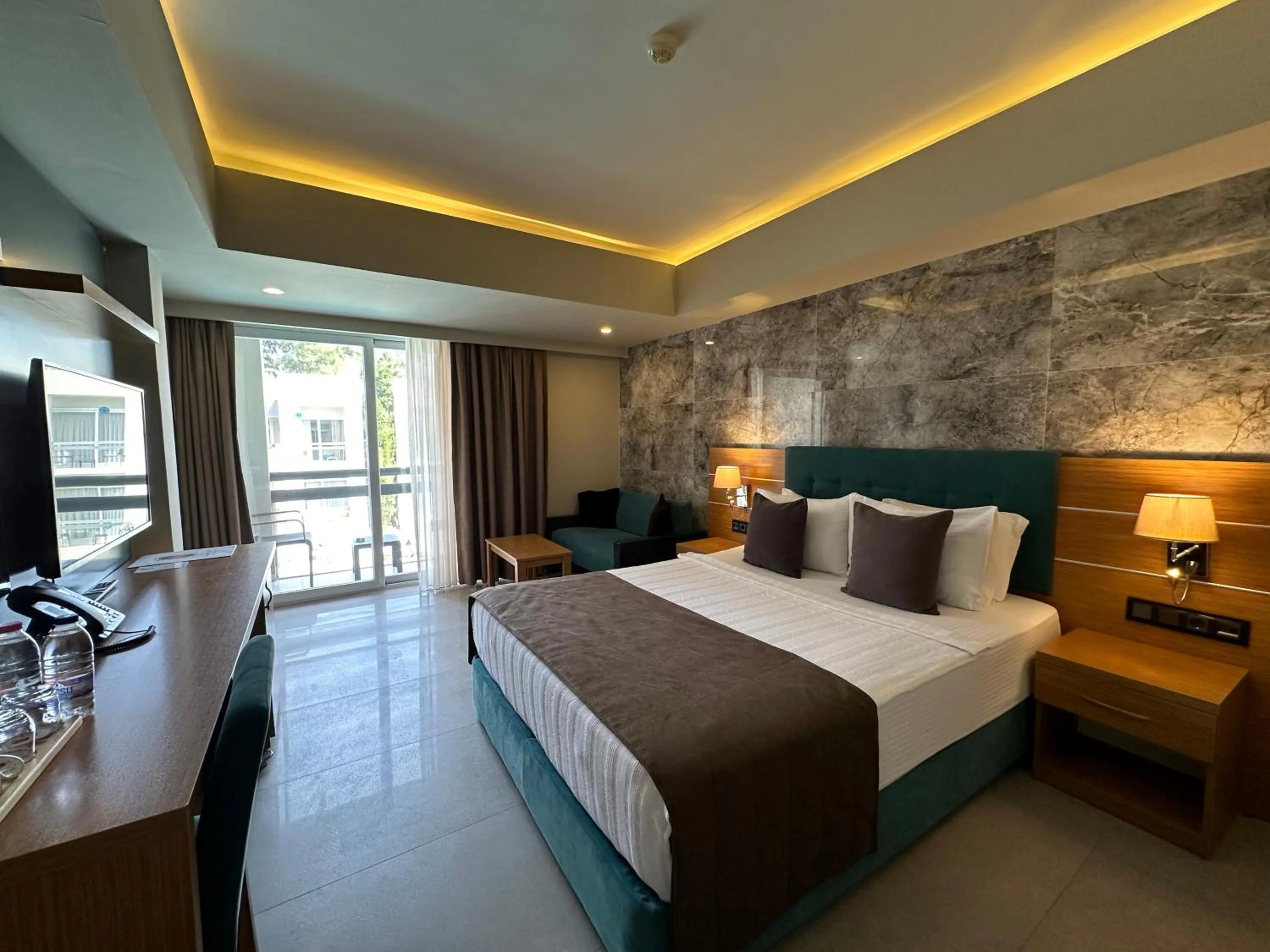 Ambrosia Hotel - rooms