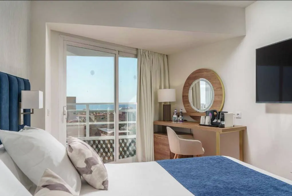 Hotel Costa Malaga by Pierre Vacances - rooms