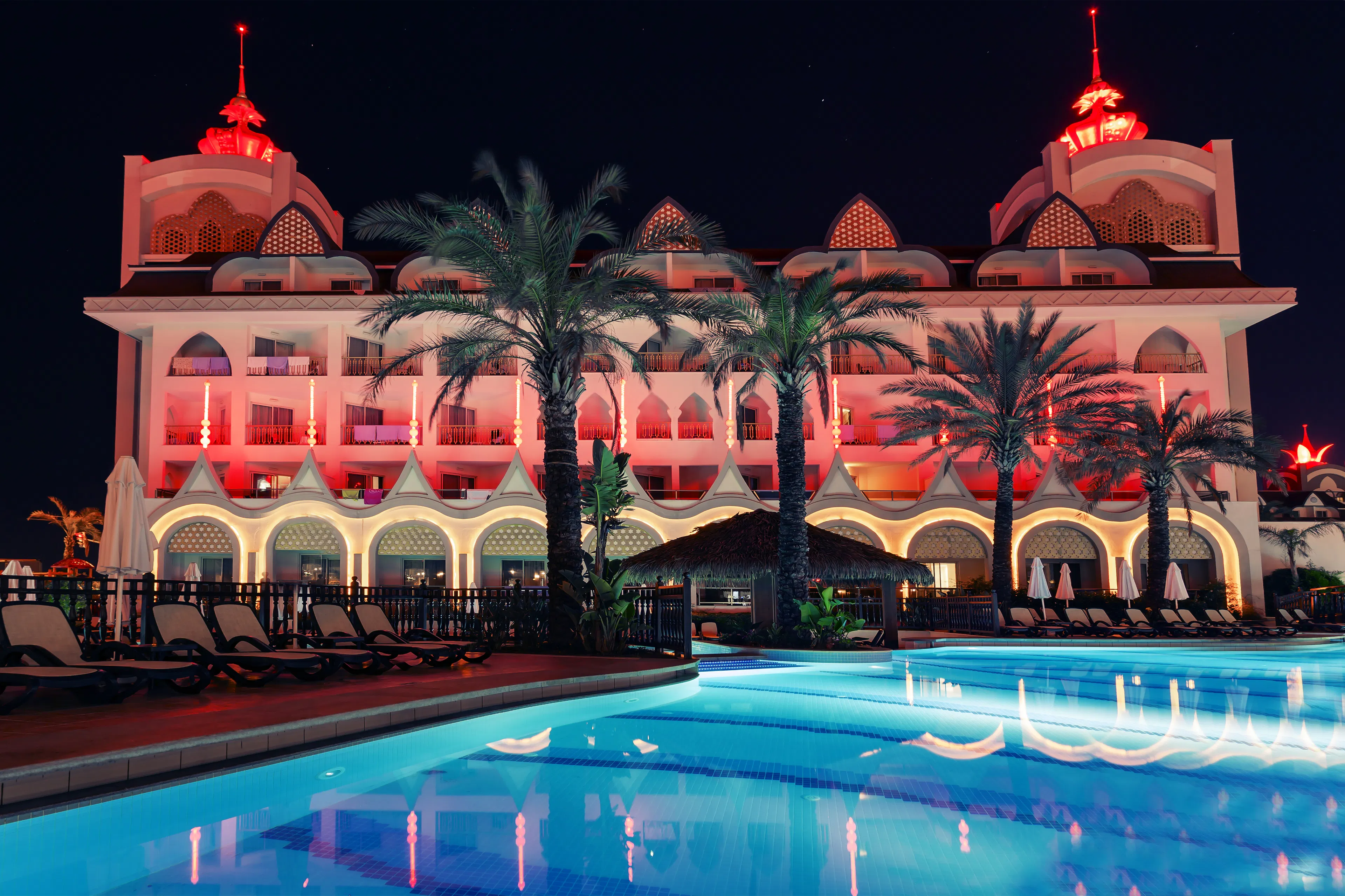 Well Palace Side - pool