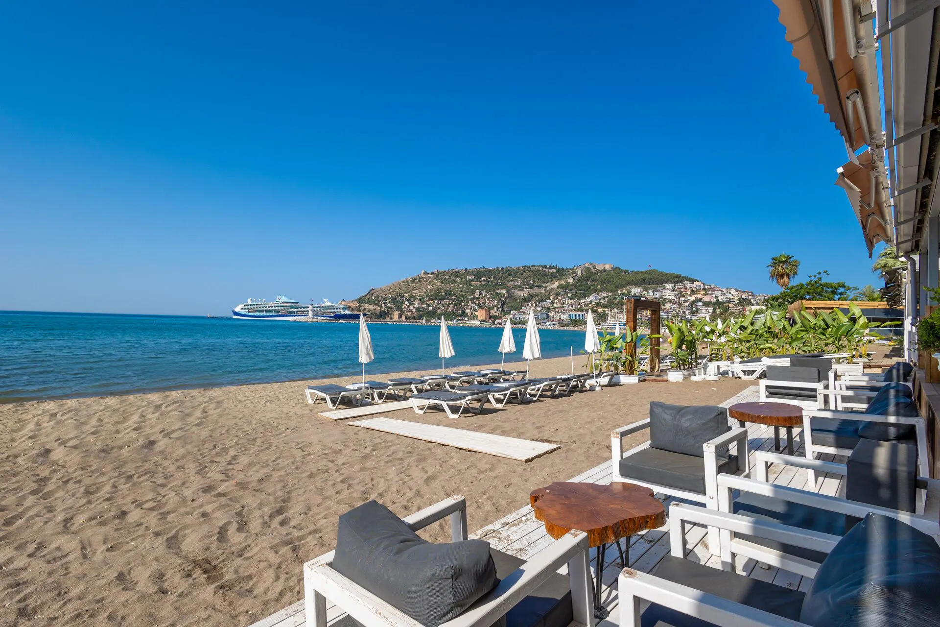 De'Manor Boutique Hotel - beach