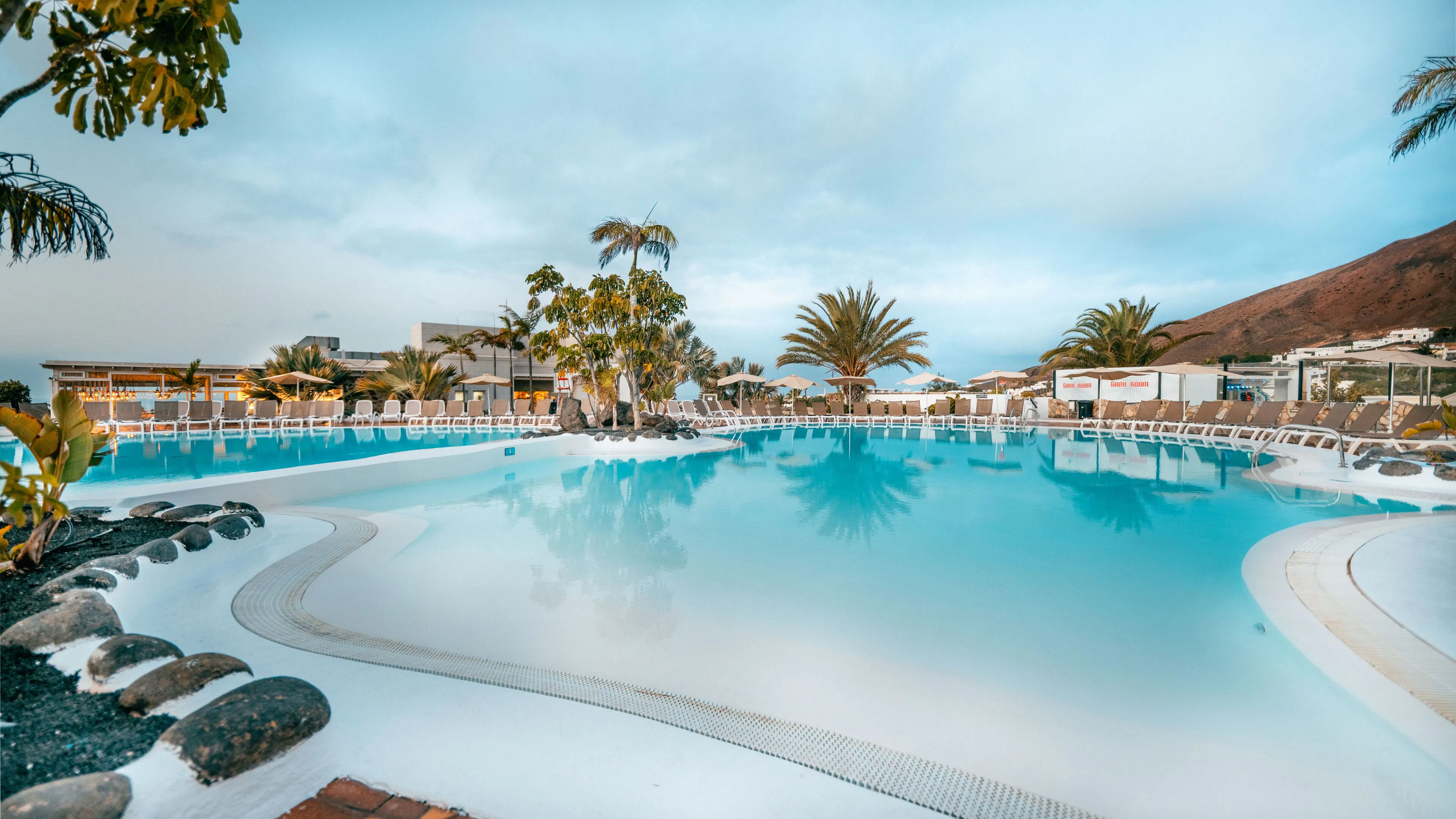 BLUESEA Alyssa Suite Hotel - pool