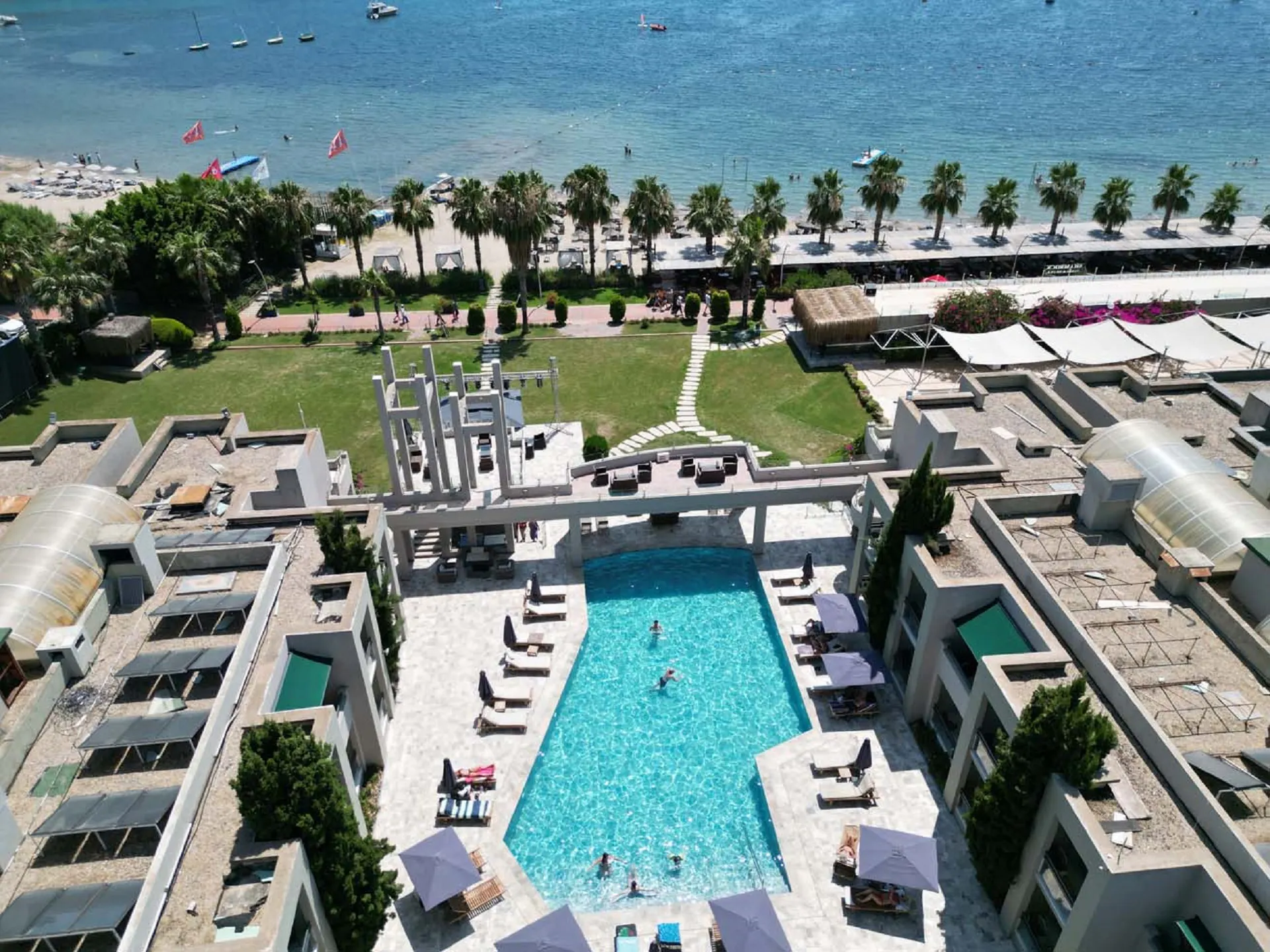 Ambrosia Hotel - pool