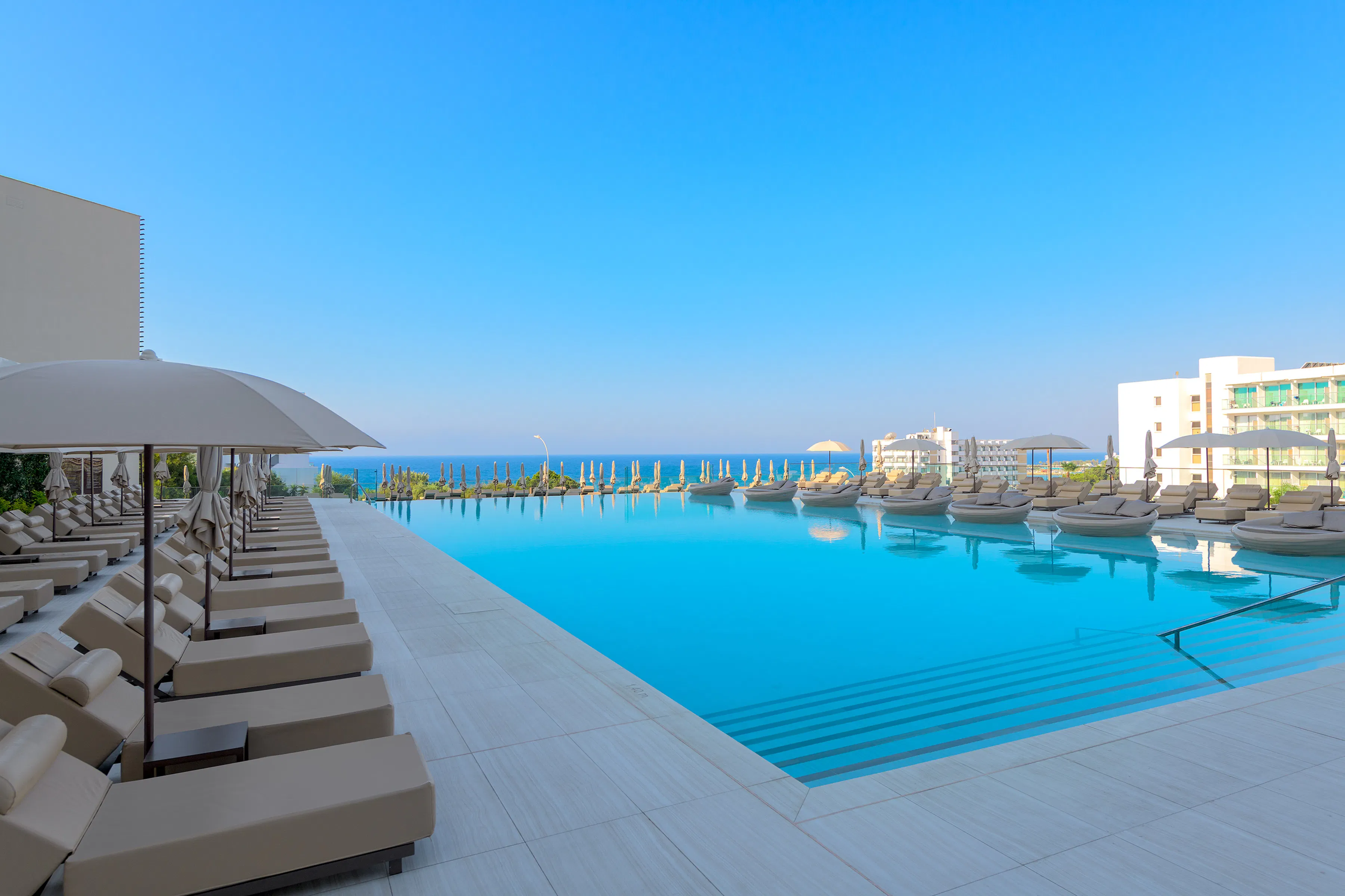 Amarande - pool