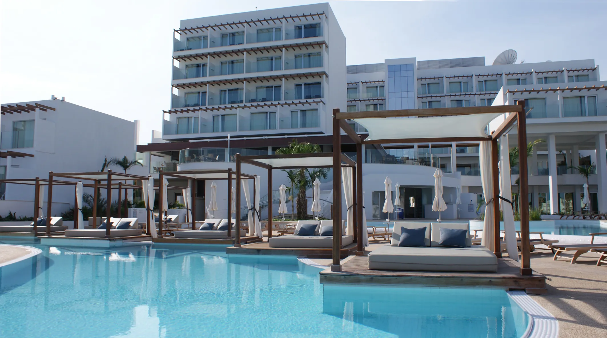 Sunrise Pearl Hotel & Spa - pool