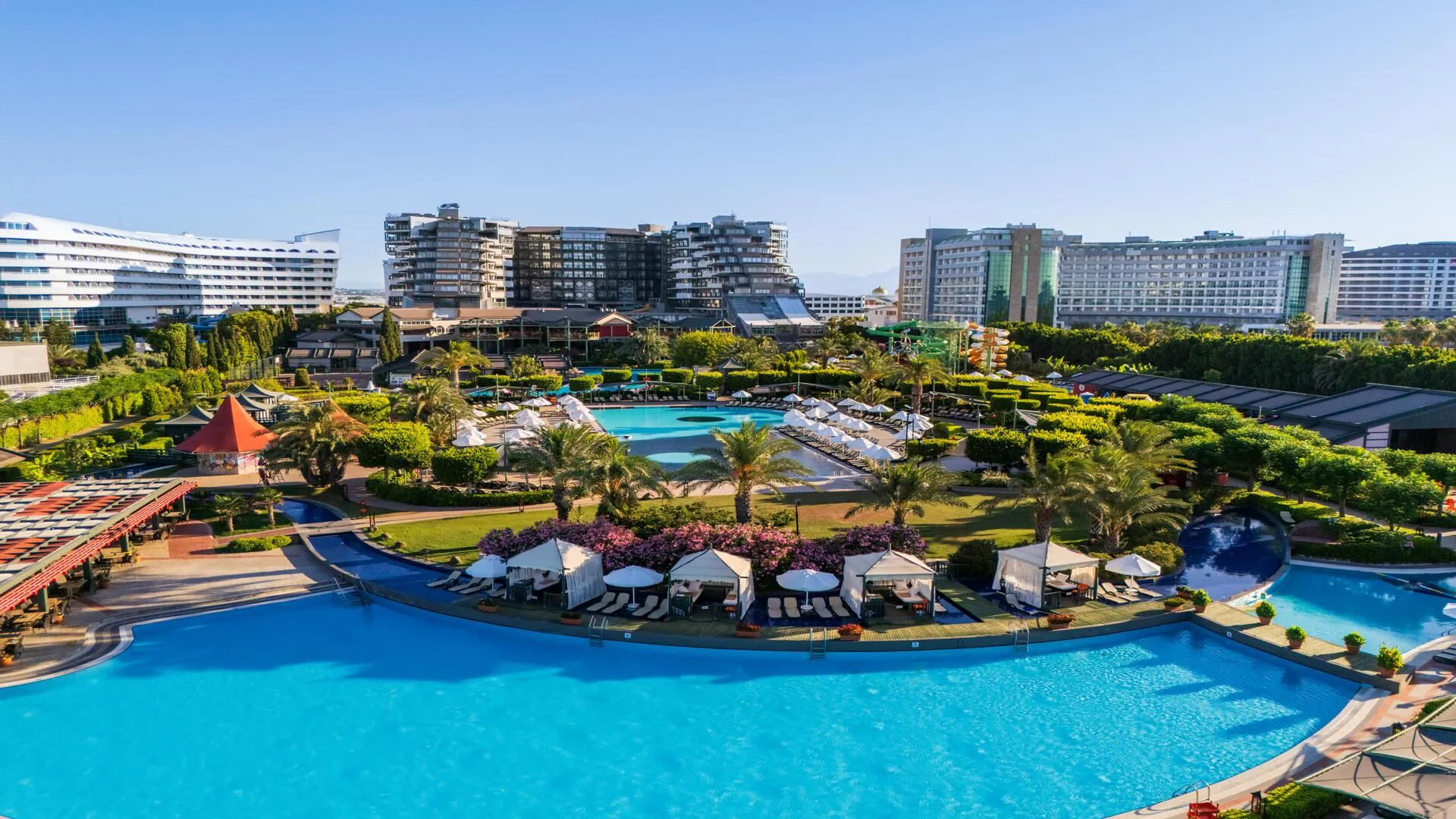 Limak Lara Deluxe Hotel & Resort - pool