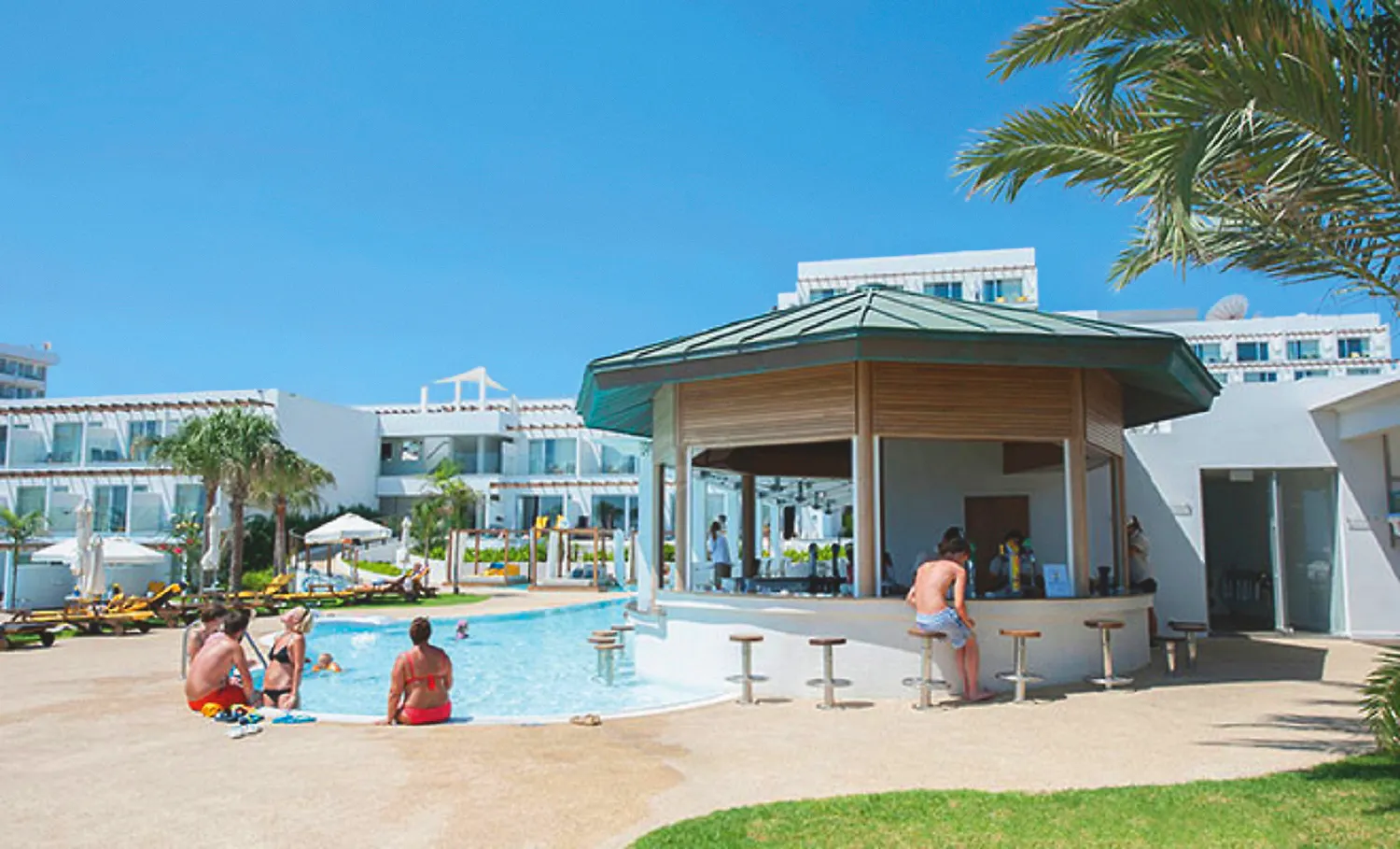 Sunrise Pearl Hotel & Spa - exterior