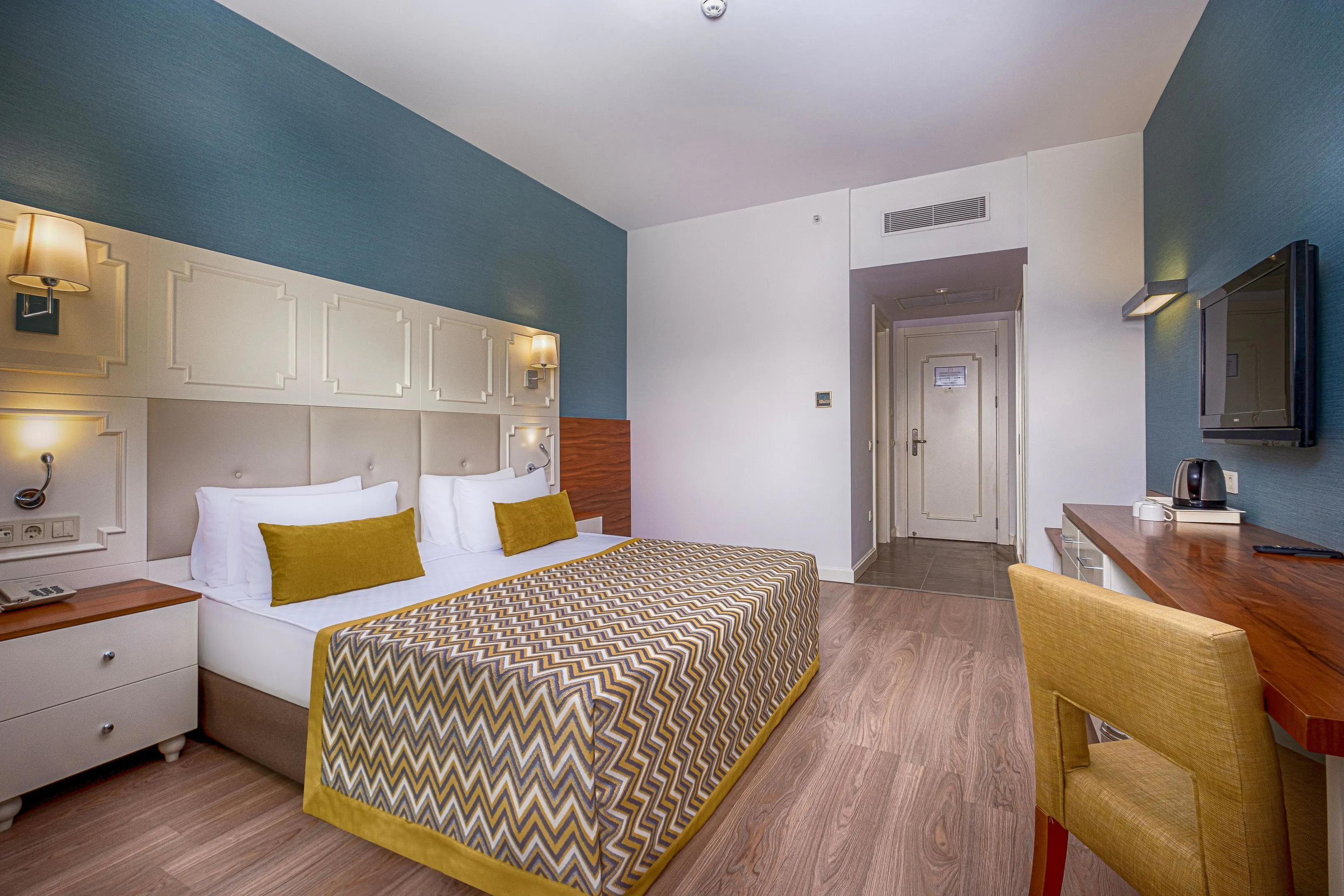 Well Palace Side - rooms