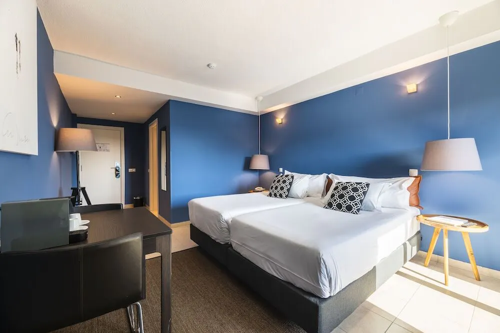 Topazio Vibe Beach Hotel & Apartments - ADULT FRIENDLY - rooms