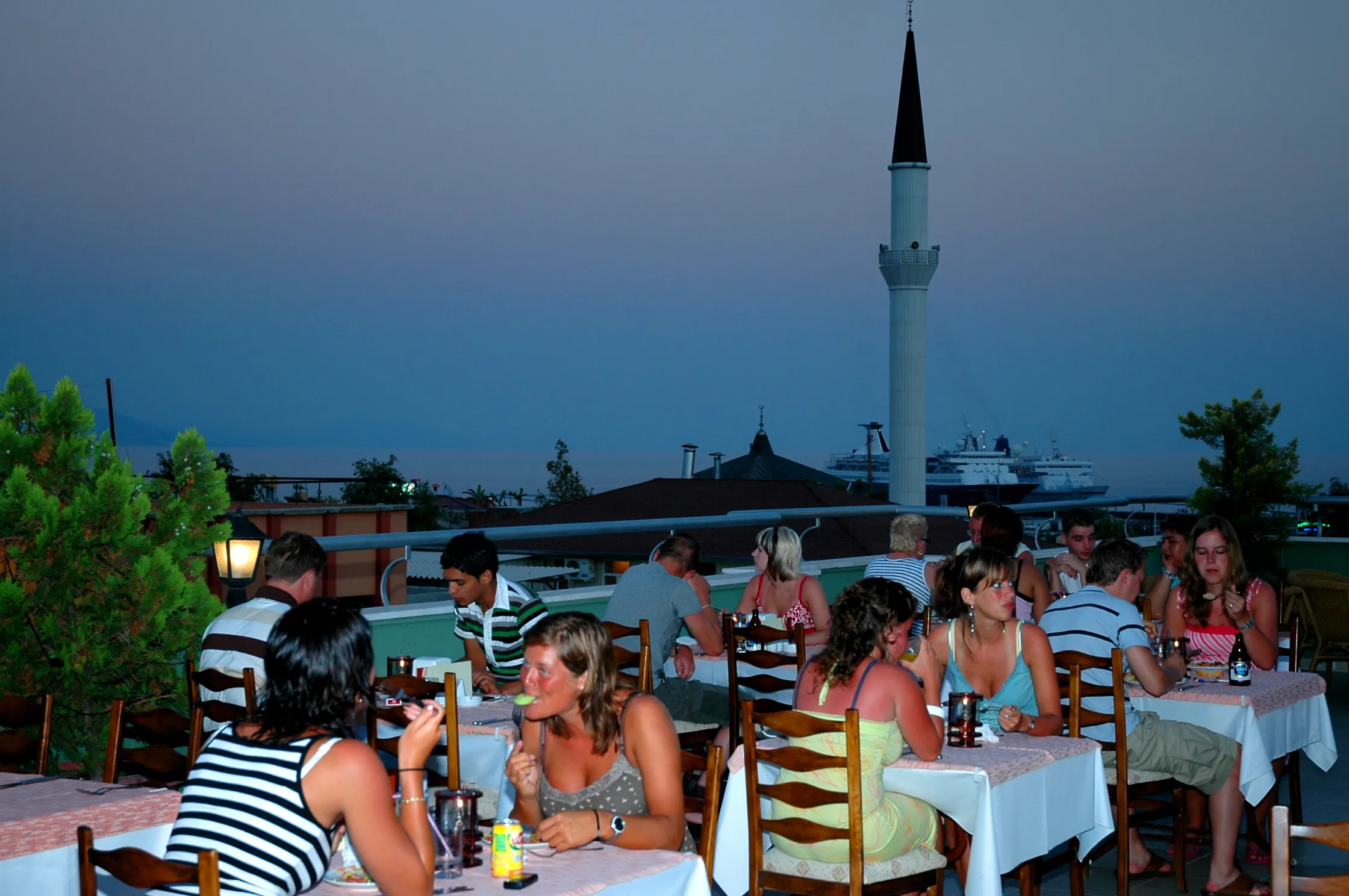 Ergün Hotel - foodAndBeverage