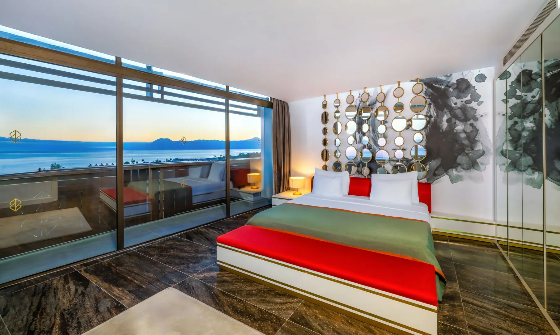 Nirvana Cosmopolitan - rooms