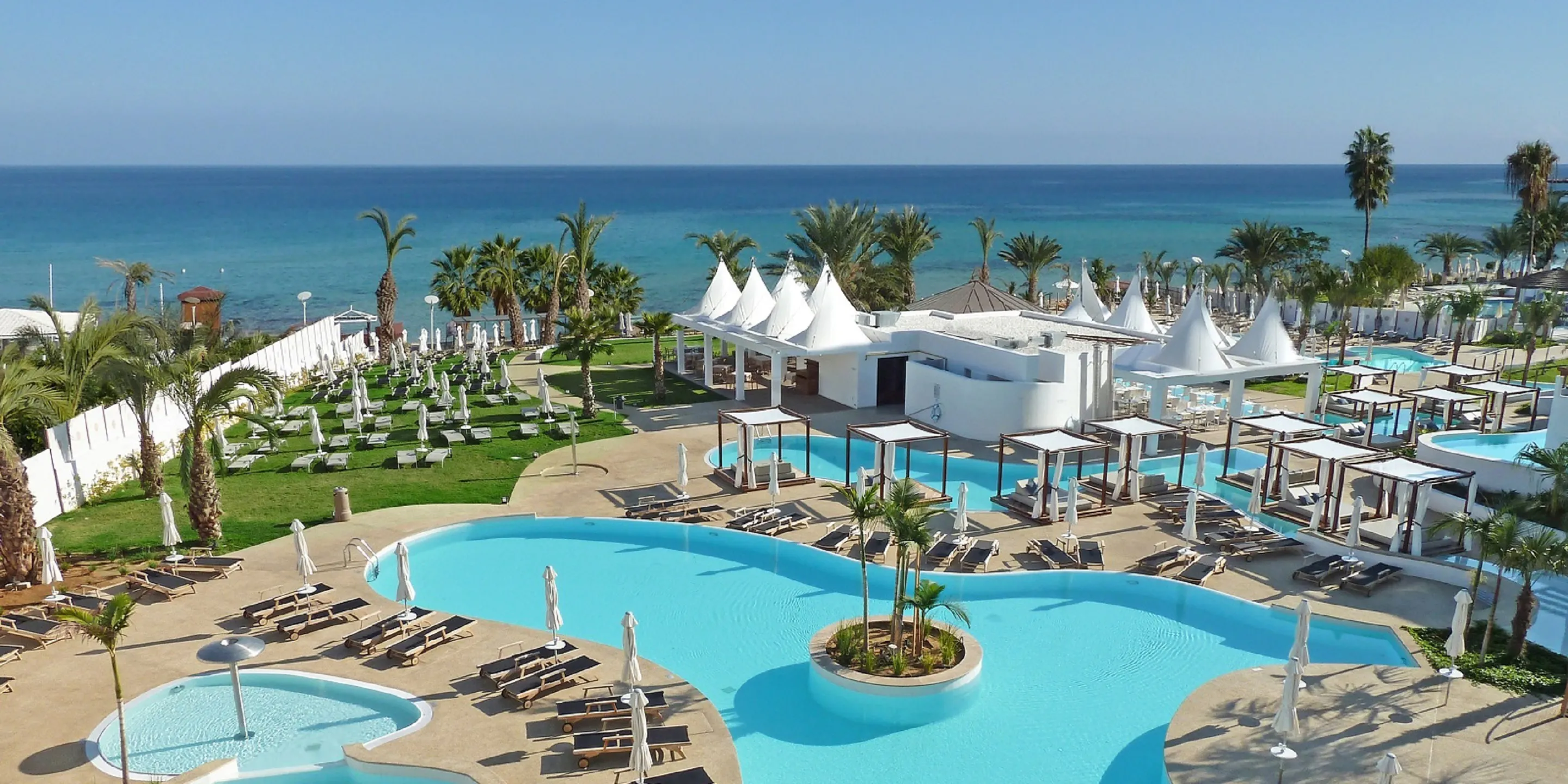 Sunrise Pearl Hotel & Spa - pool