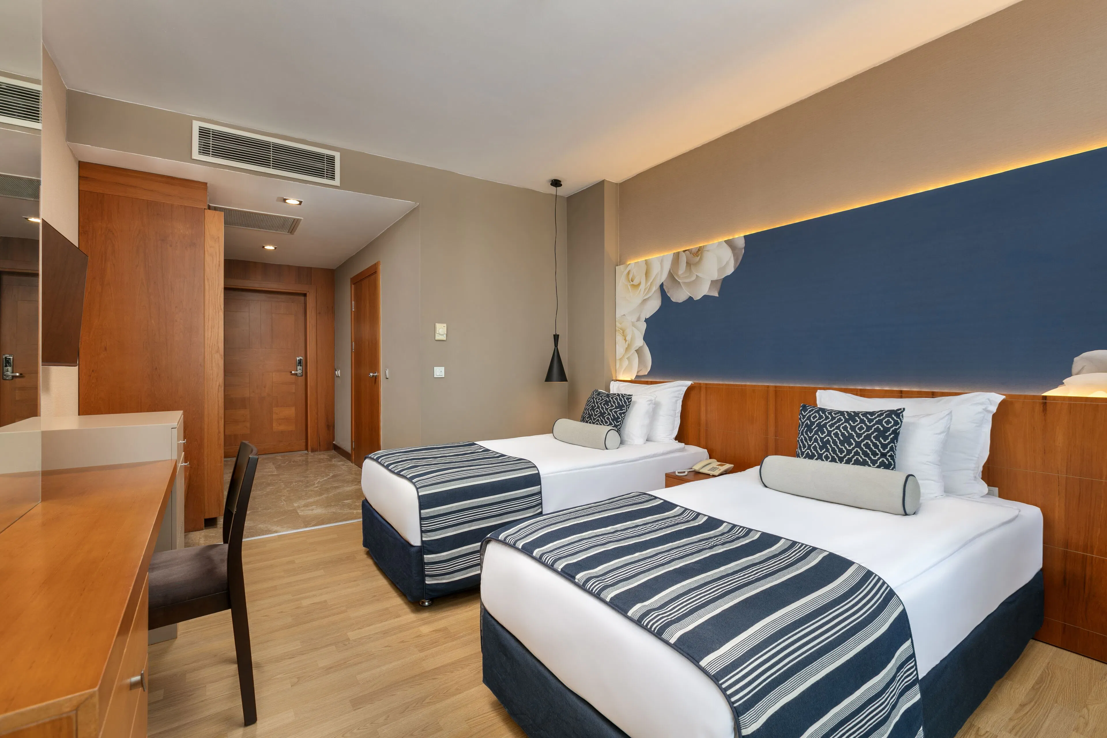 Greenwood Suites Resort - rooms