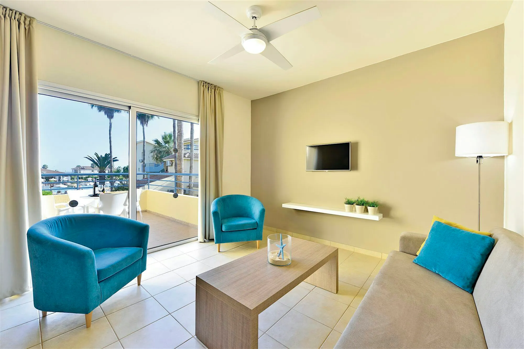 The Makronisos Holiday Village - rooms