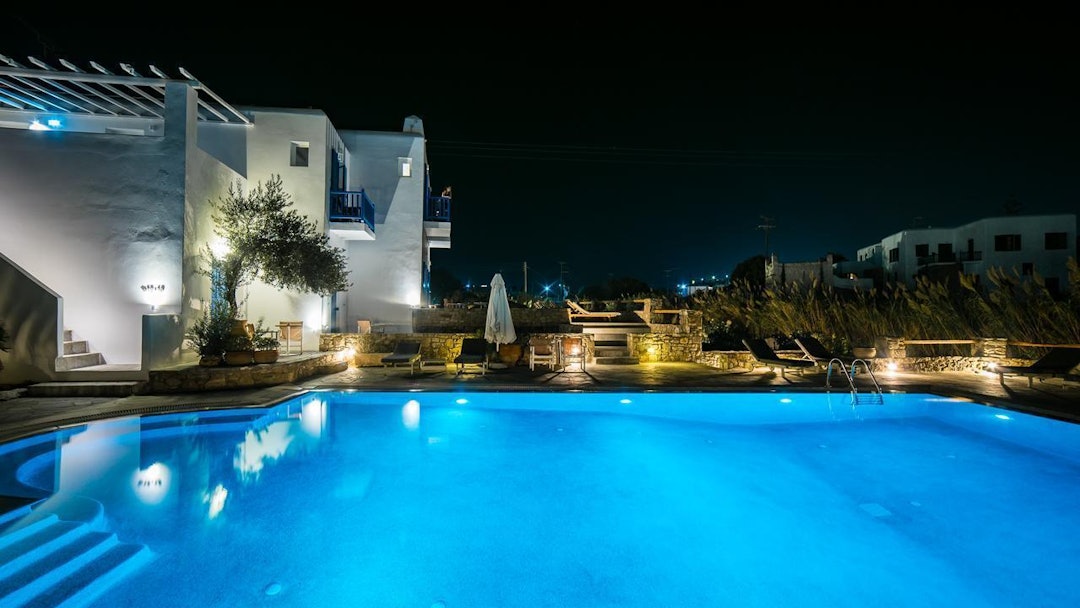 Vienoula's Garden Hotel