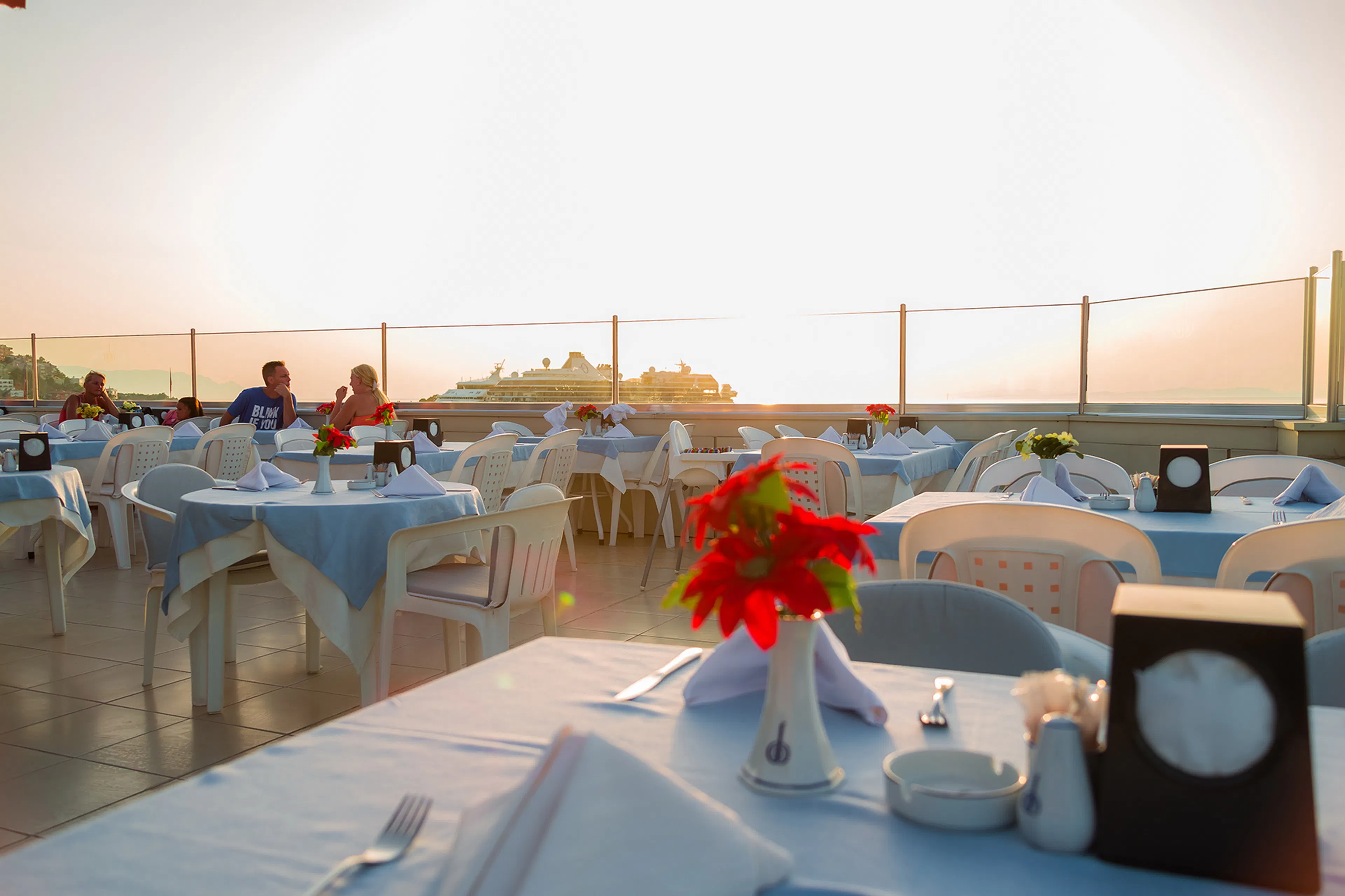 Derici Hotel - foodAndBeverage