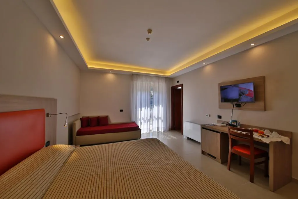 American Hotel - rooms
